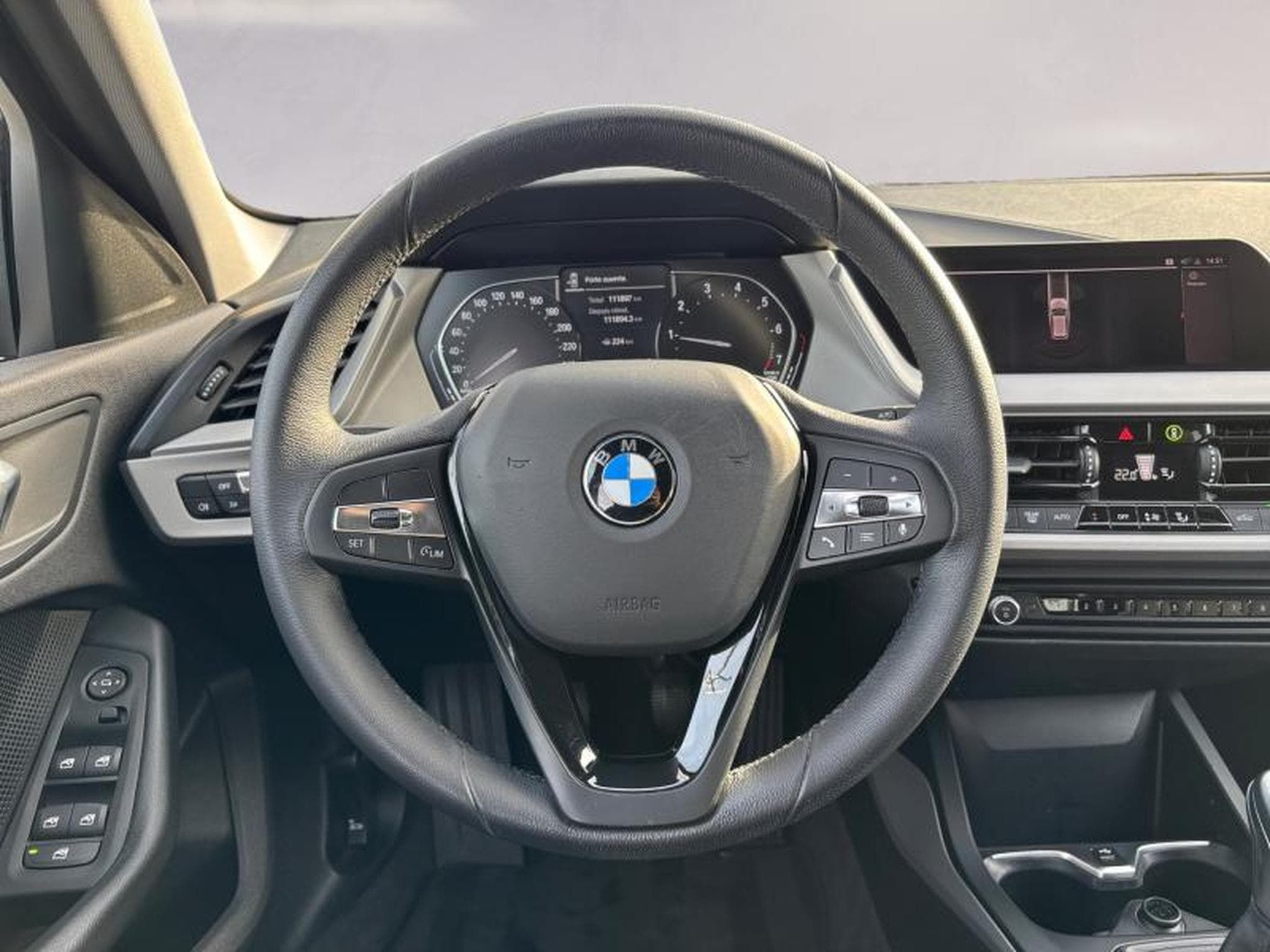 BMW 116 116i Hatch (2021) - Foto 7