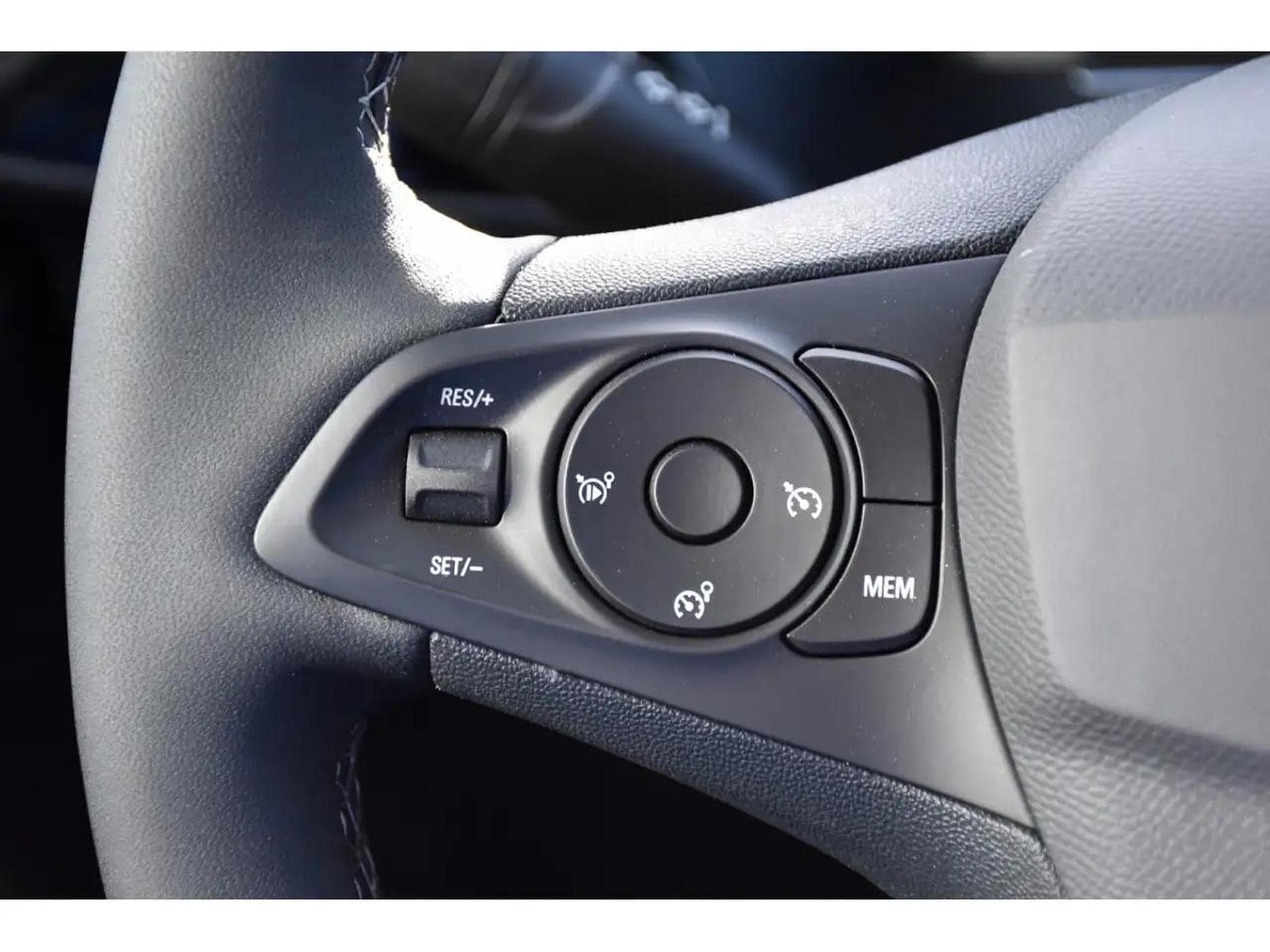 Opel Corsa (2025) - Foto 18