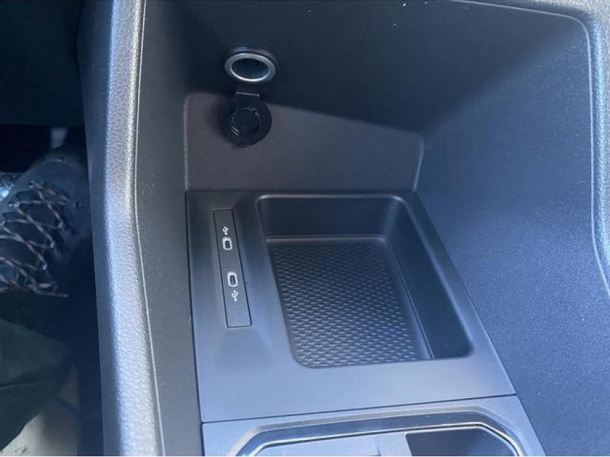 VW Caddy (2026) - Foto 19