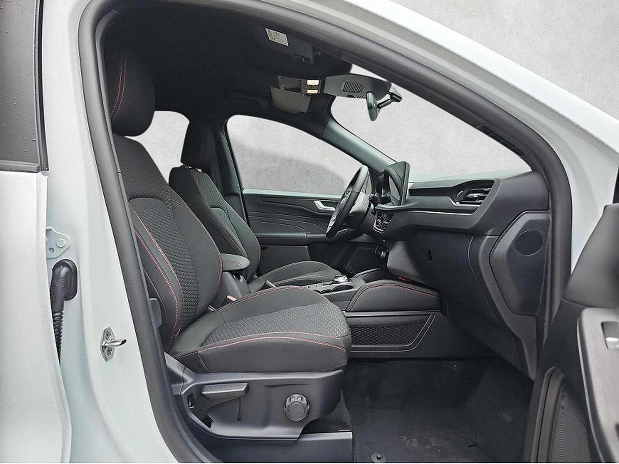 Ford Kuga (2026) - Photo 10