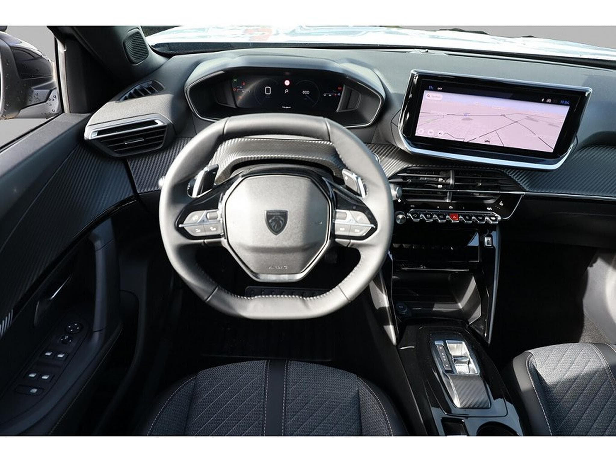 Peugeot 2008 (2025) - Photo 6