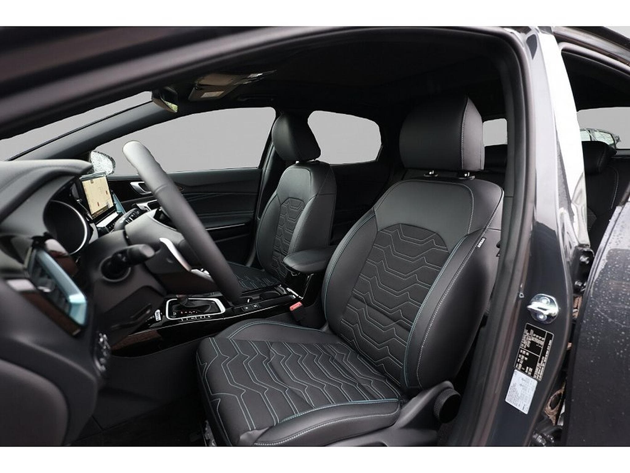 Kia XCeed (2026) - Photo 5