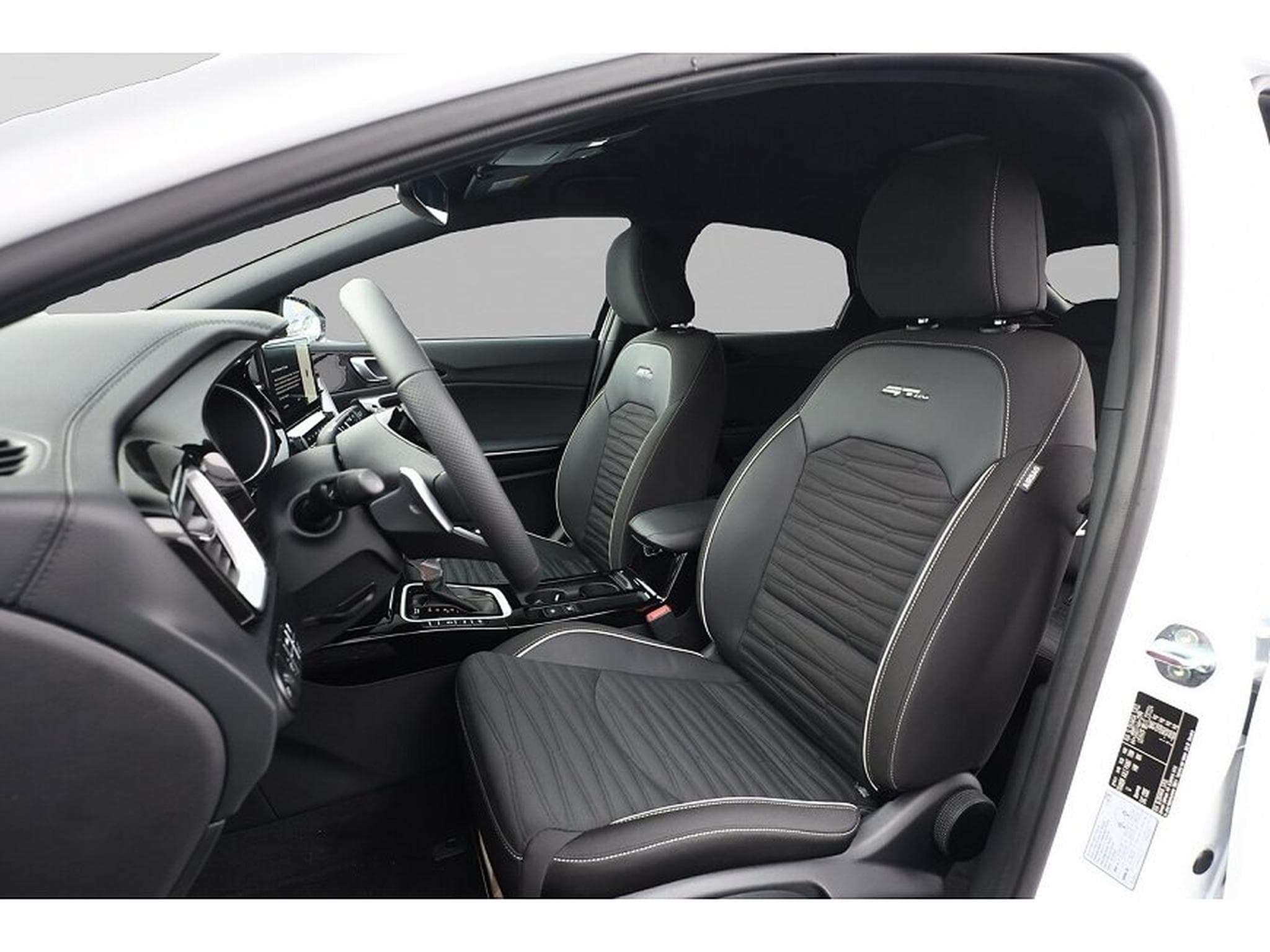 Kia XCeed (2026) - Photo 4