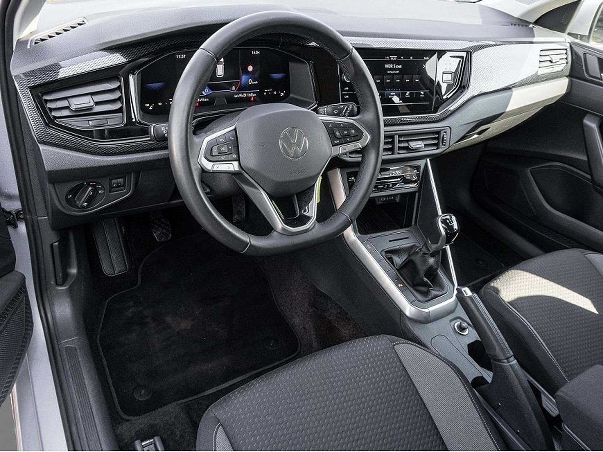 VW Polo (2025) - Photo 7