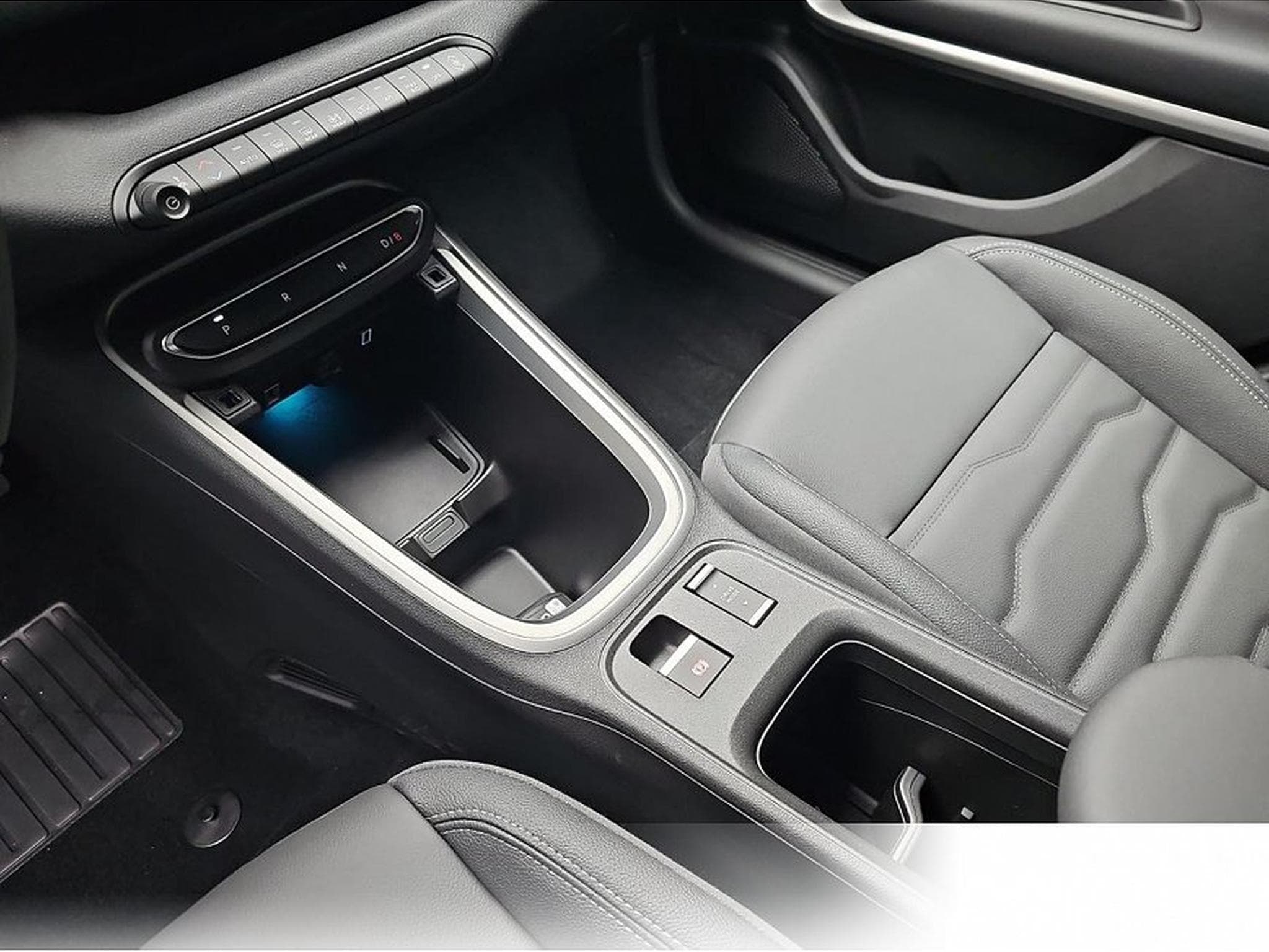 Jeep Wrangler (2026) - Photo 11