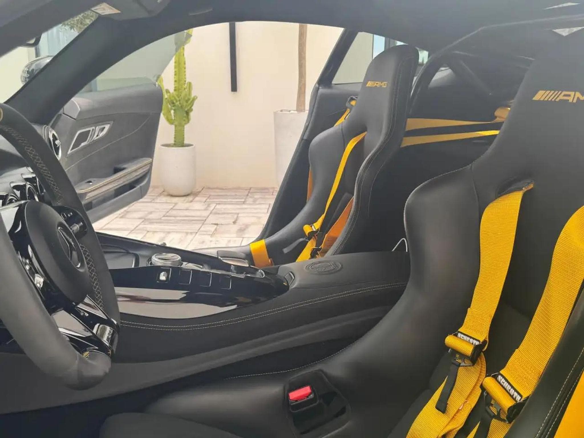 Mercedes AMG GT (2019) - Photo 9