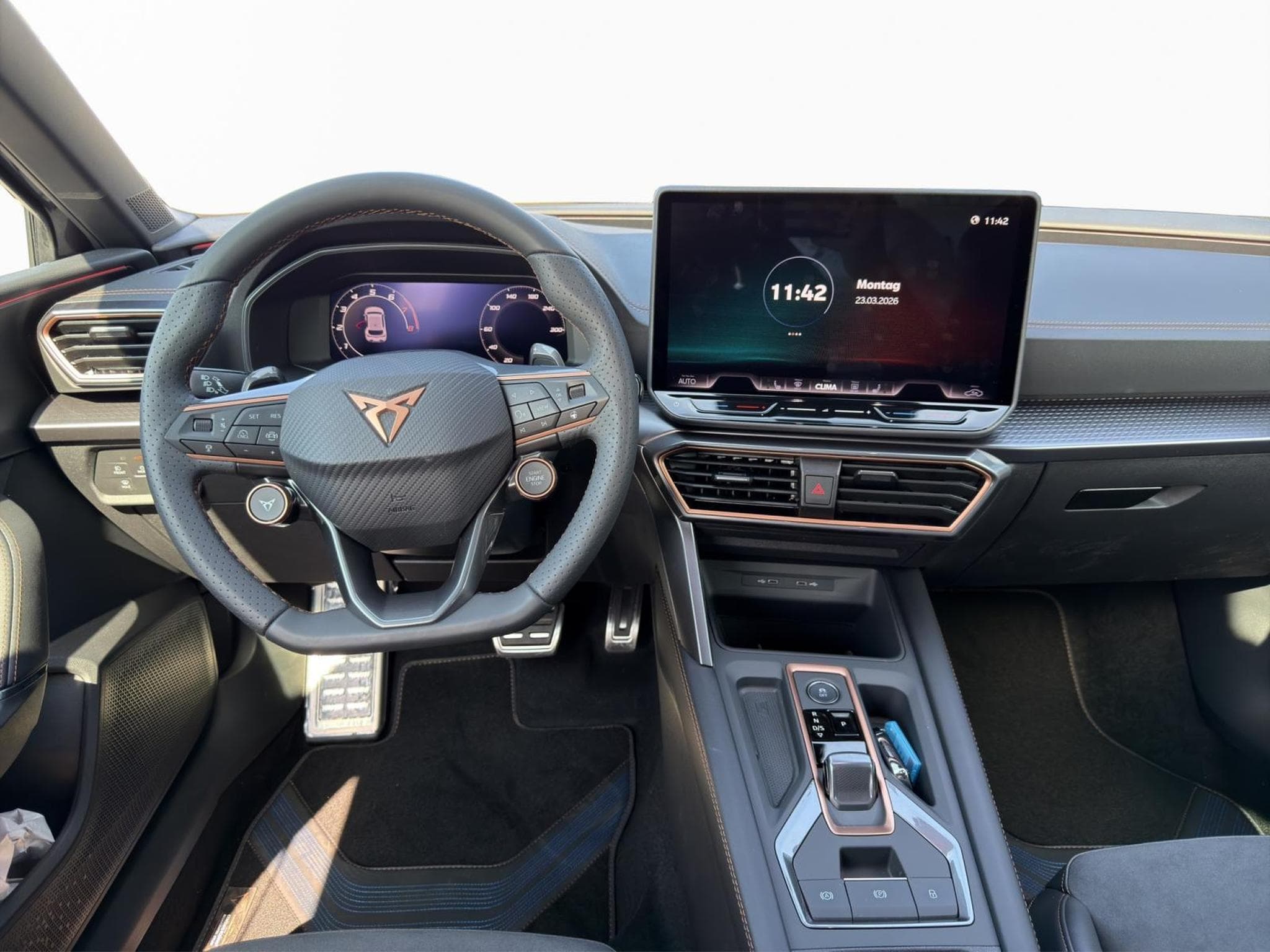 Cupra Leon eTSI (2026) - Photo 2