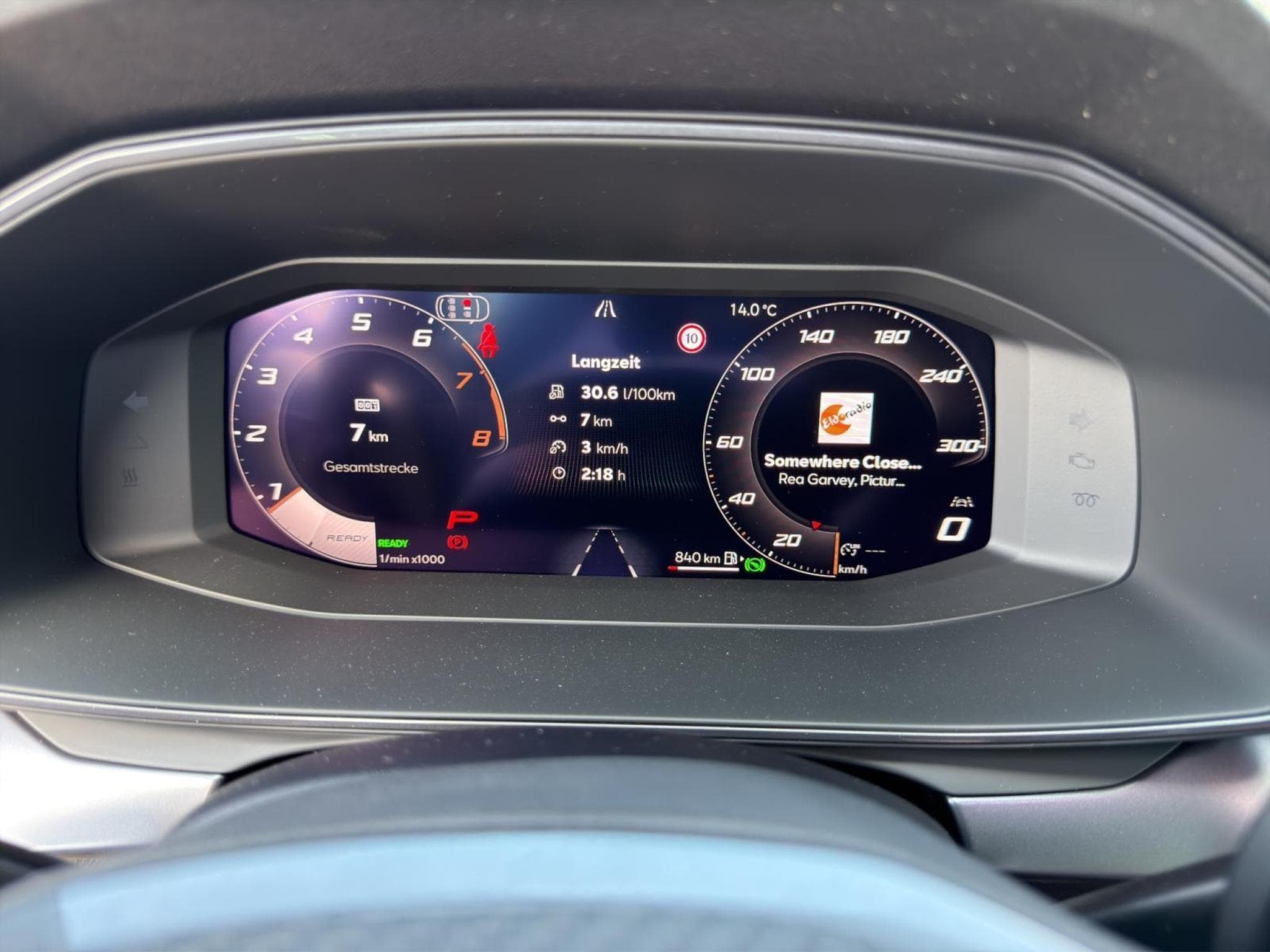 Cupra Leon eTSI (2026) - Photo 11