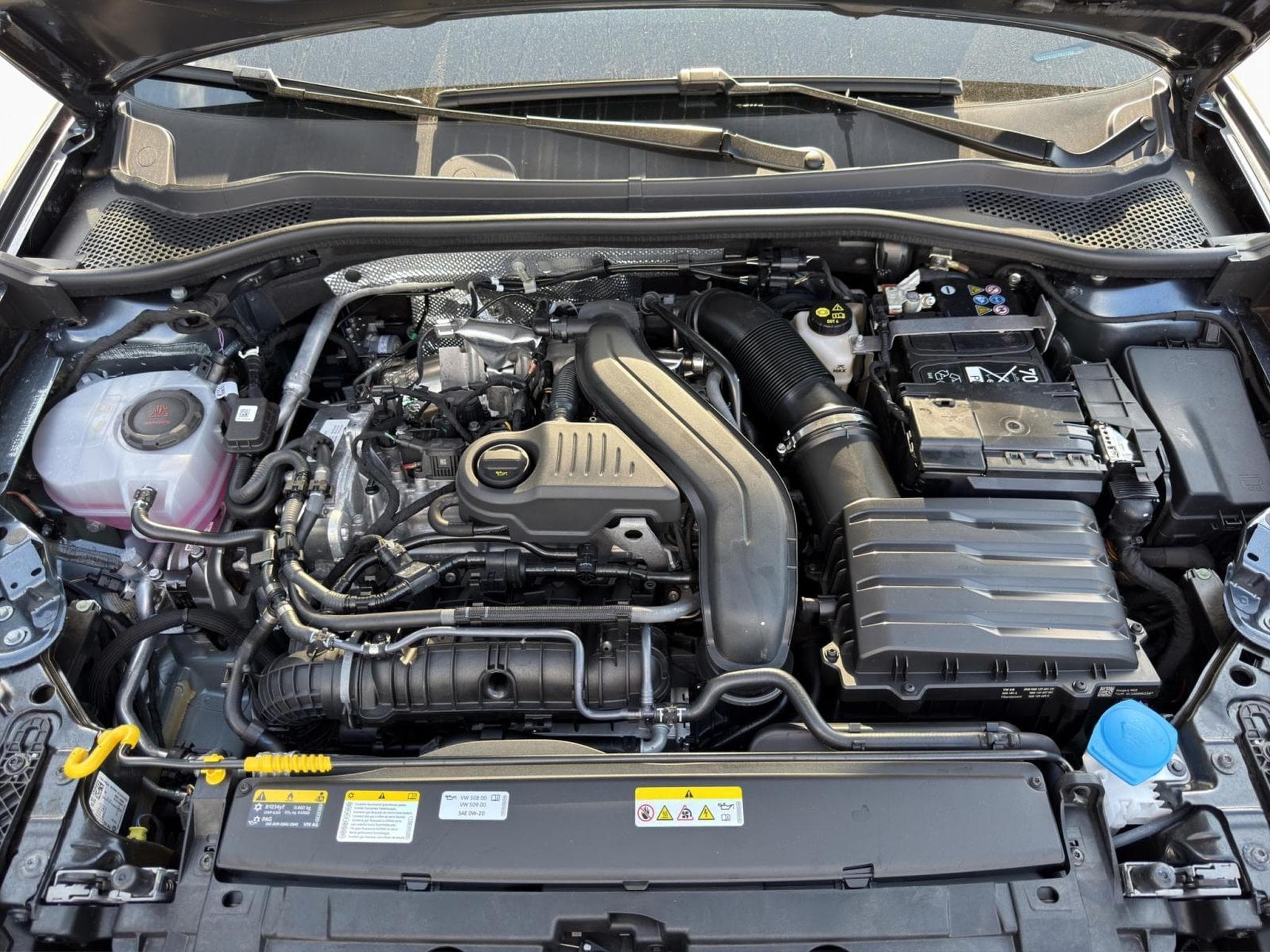 Cupra Leon eTSI (2026) - Photo 18