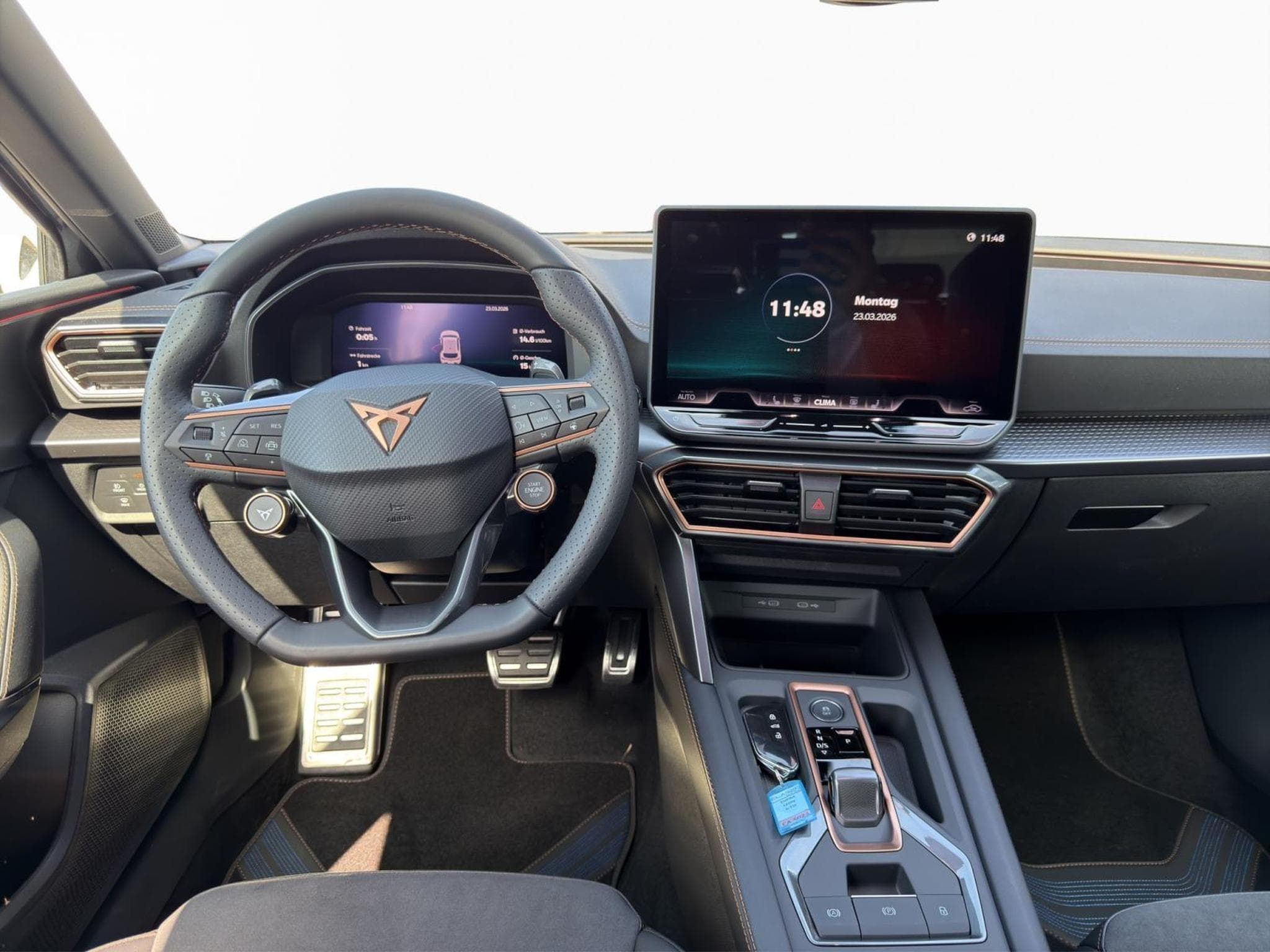 Cupra Leon eTSI (2026) - Photo 2