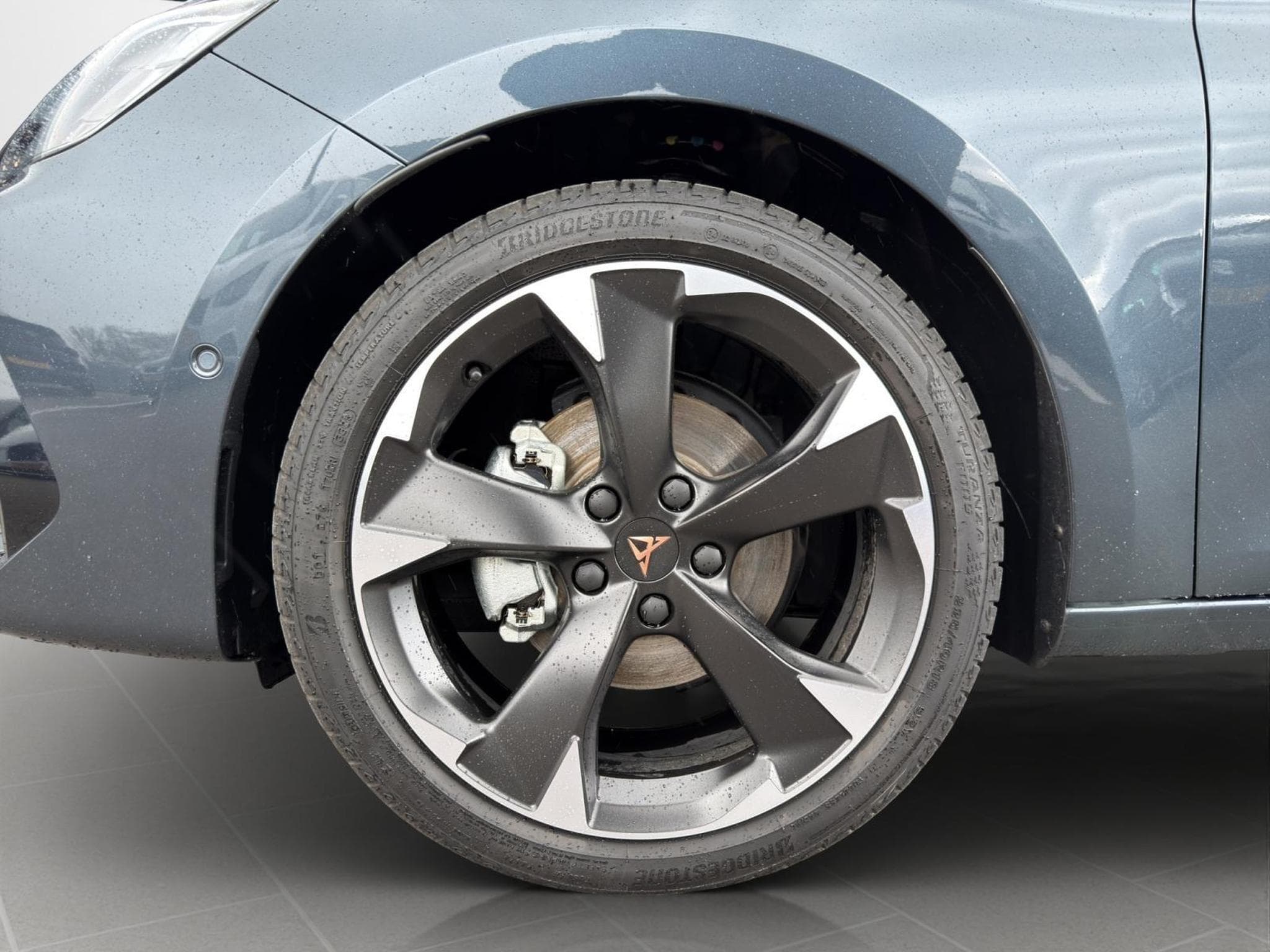 Cupra Leon eTSI (2026) - Photo 8