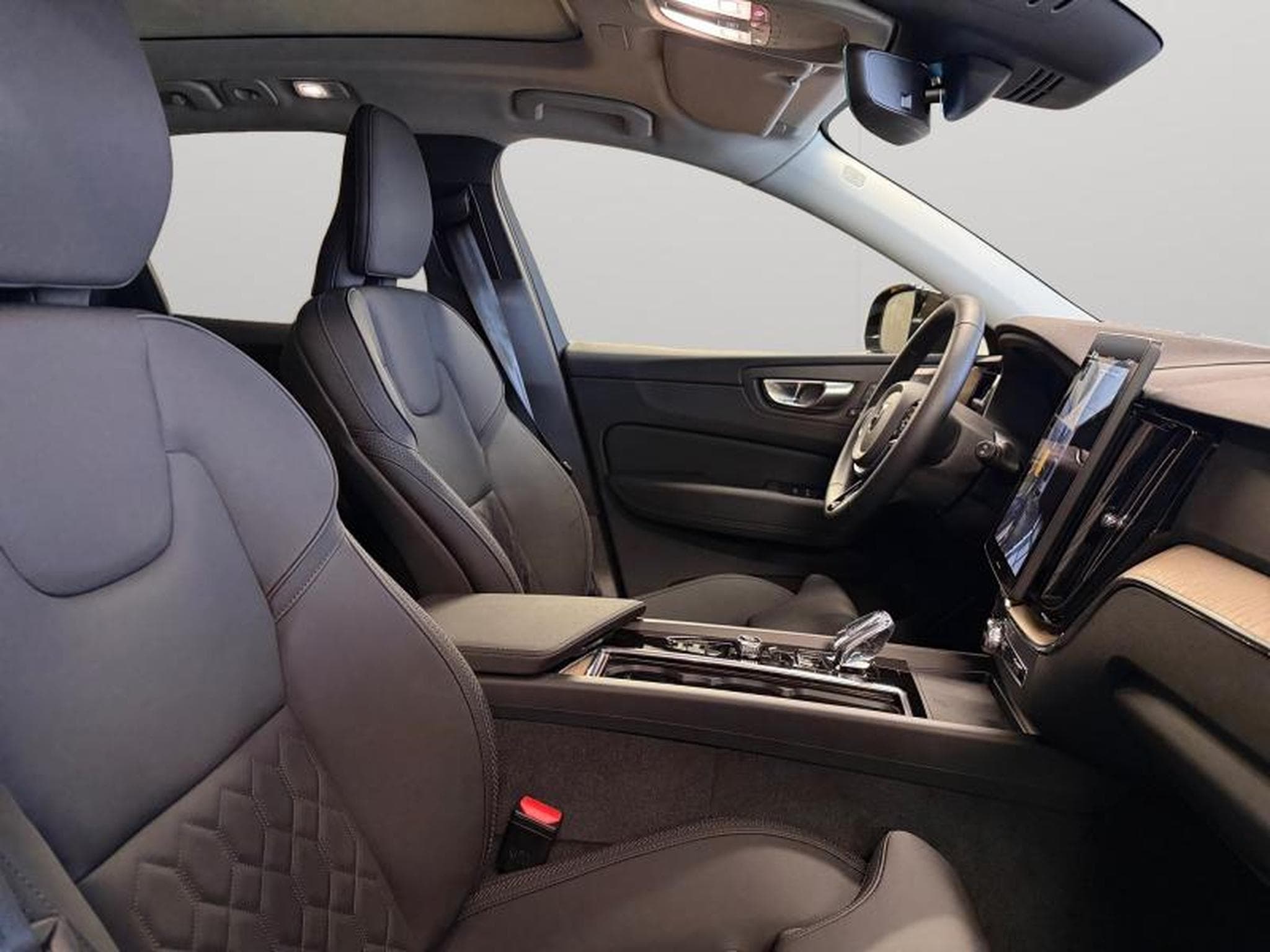 Volvo XC60 Facelift T6 Plus Dark / Hybride (2025) - Foto 15