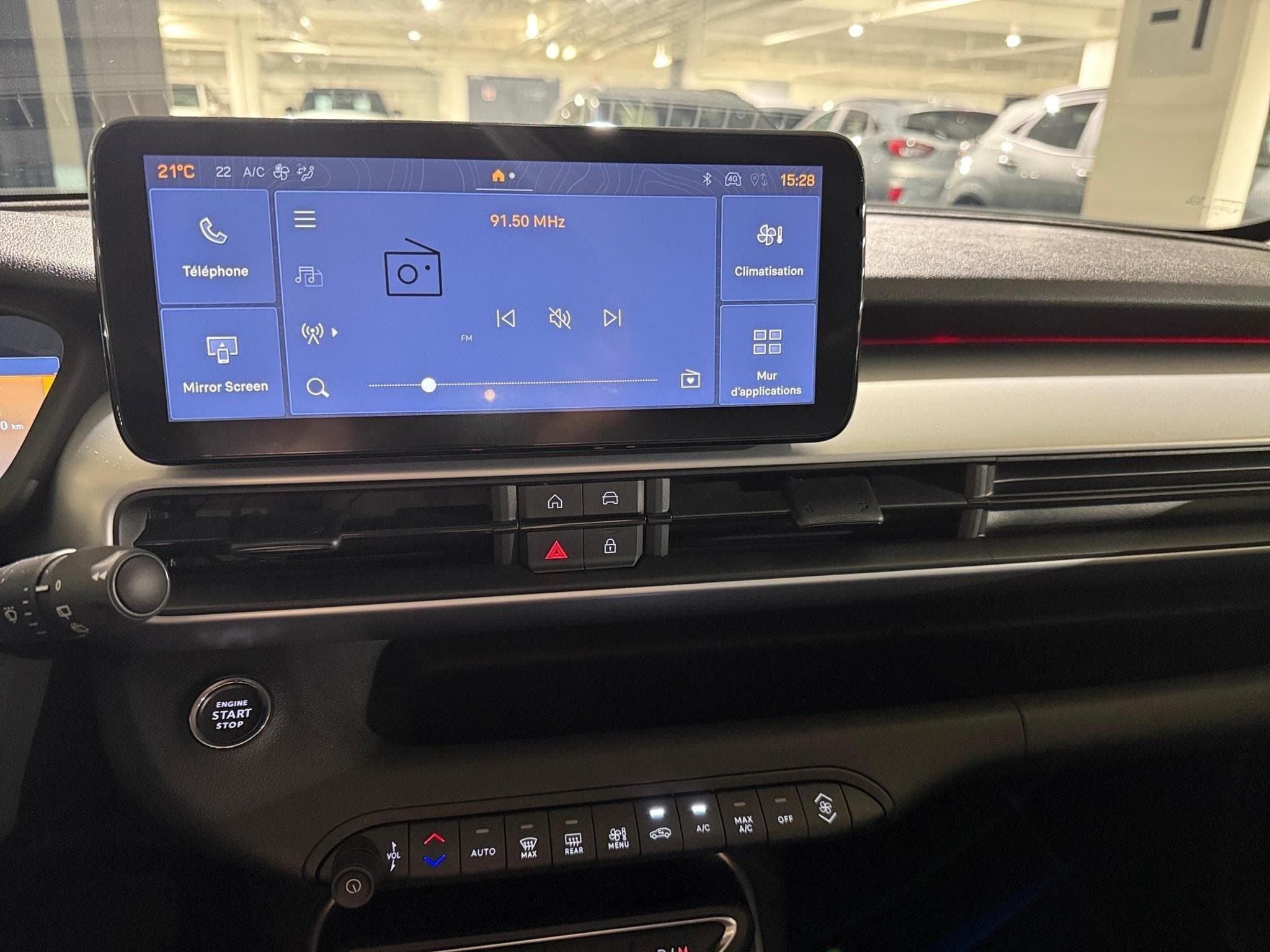 Jeep Avenger 1.2 MY25 Altitude - 4X2- 1.2L 100hp e-Hybrid (2025) - Photo 3