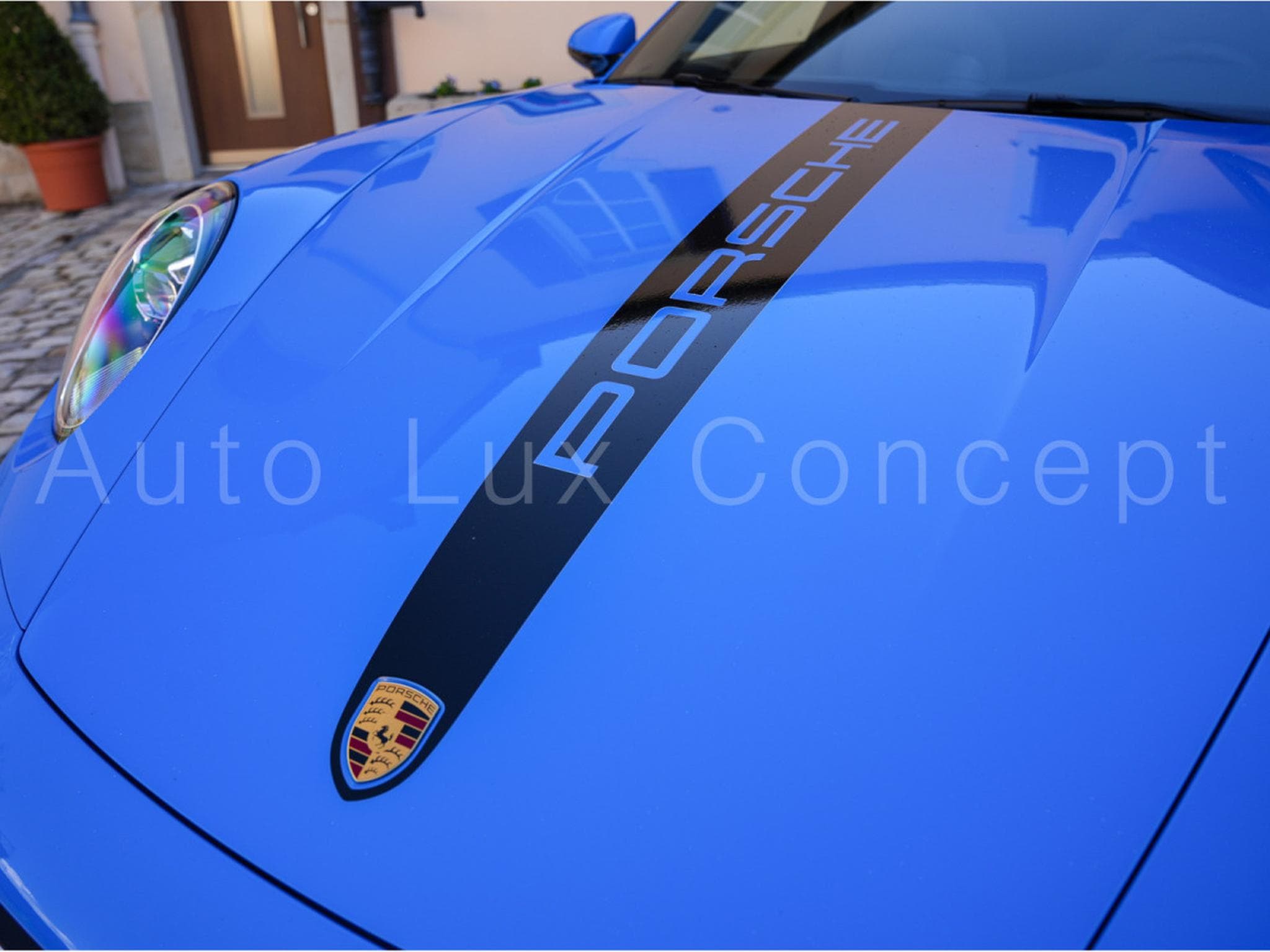 Porsche 911 911 Turbo S (2022) - Photo 16