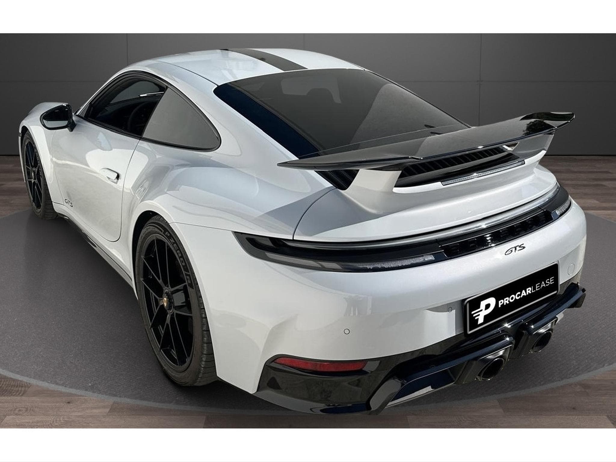 Porsche 911 992.2 GTS AEROKIT GT3 (2025) - Photo 11