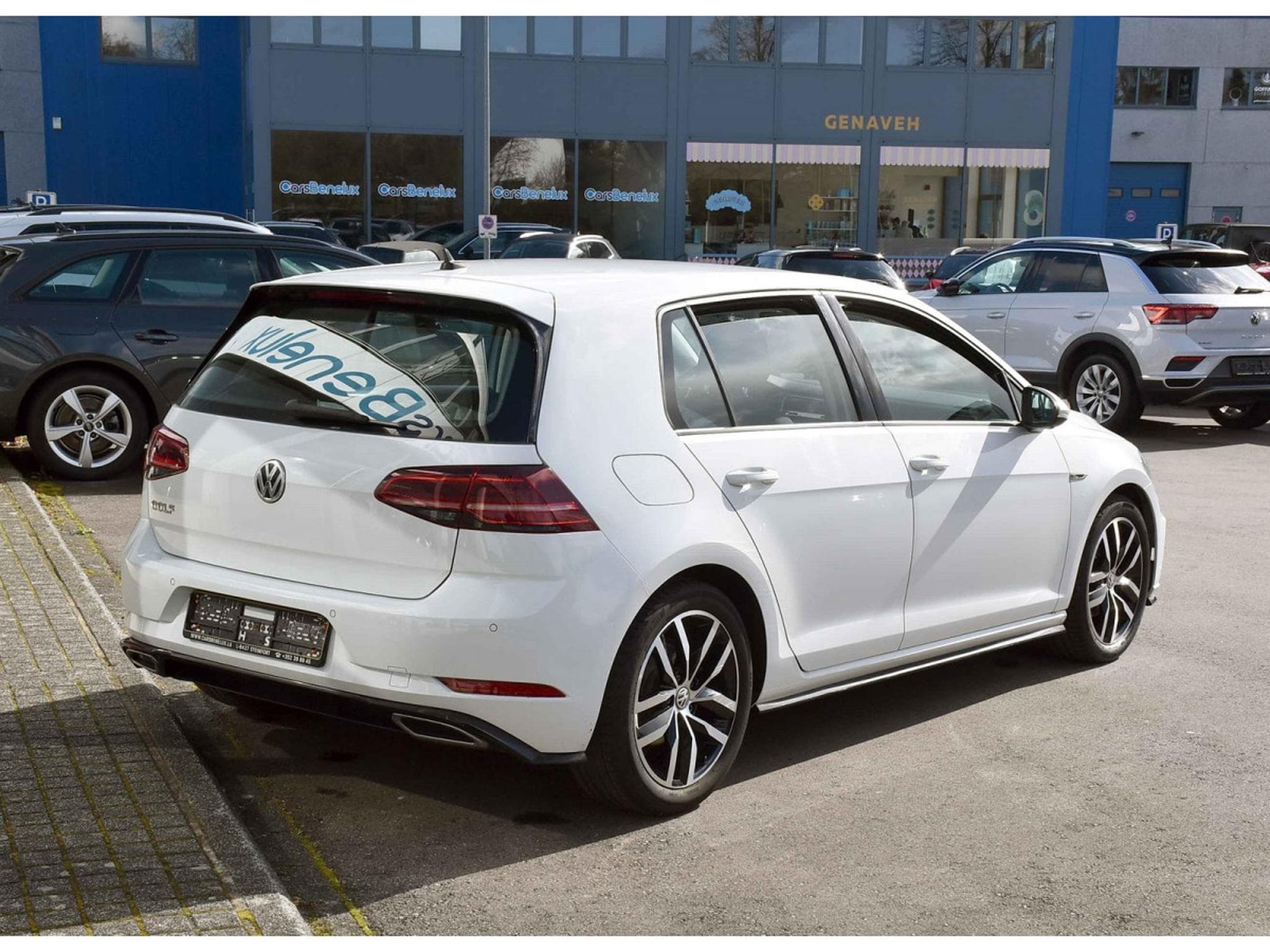 VW Golf 2.0 TDI R-Line SG CHFF ACC GPS PDC LED 1° MAIN (2018) - Foto 4