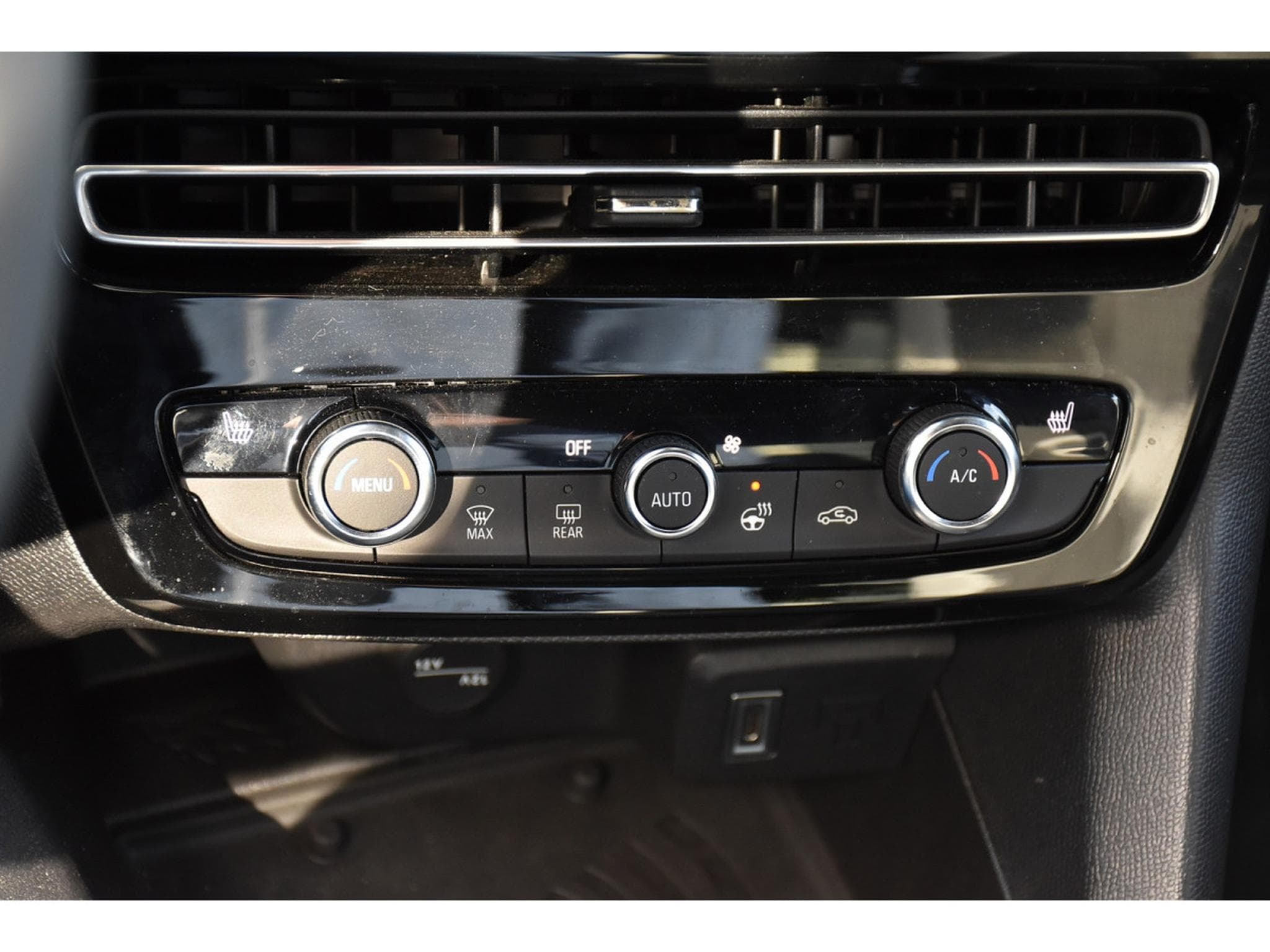 Opel Mokka 156 GS SG CHFF ACC LANE SIDE GPS CAM MATRIX 1° MAIN (2024) - Foto 18