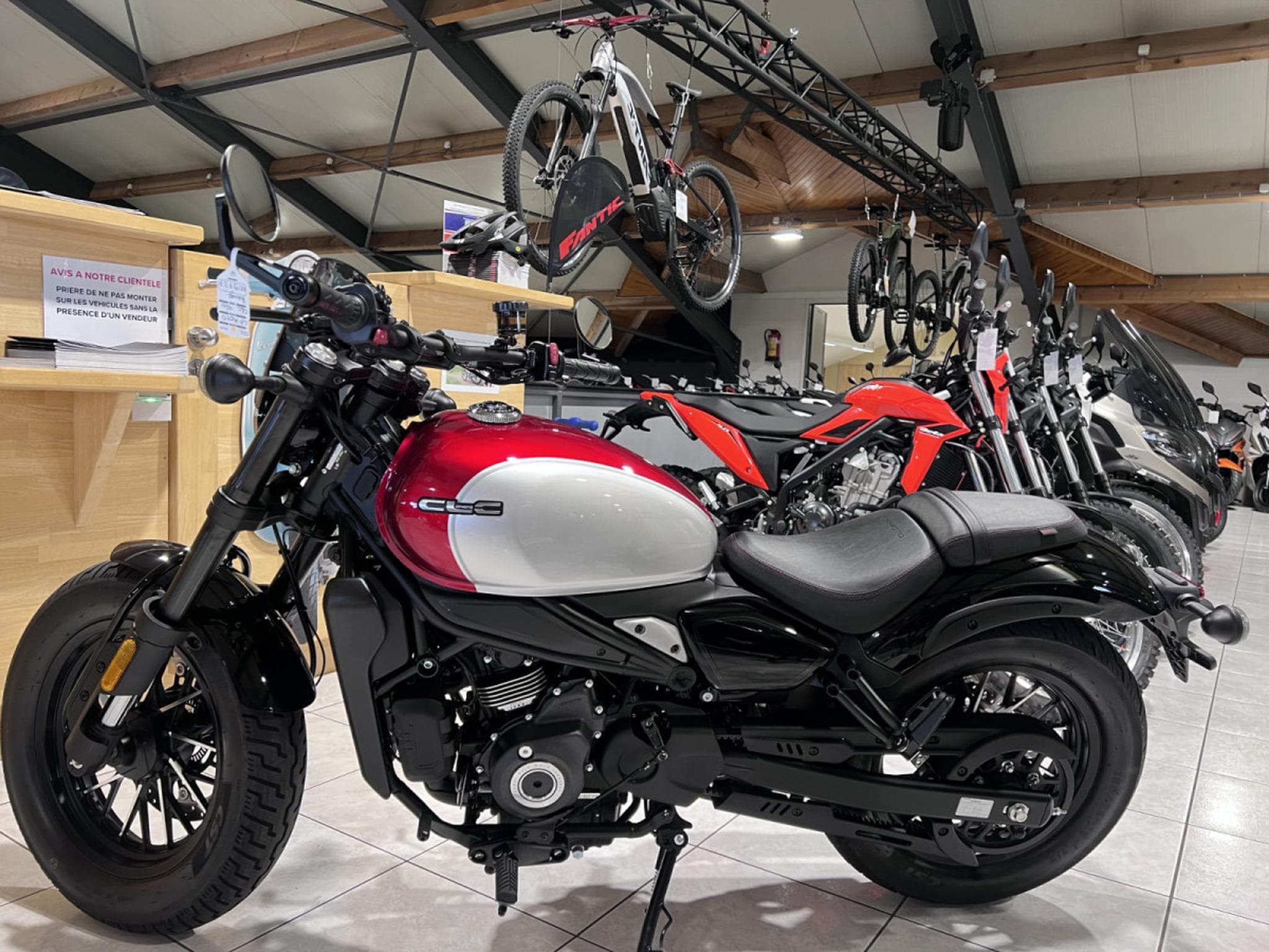 CF Moto 450 CL-C (2024) - Photo 4