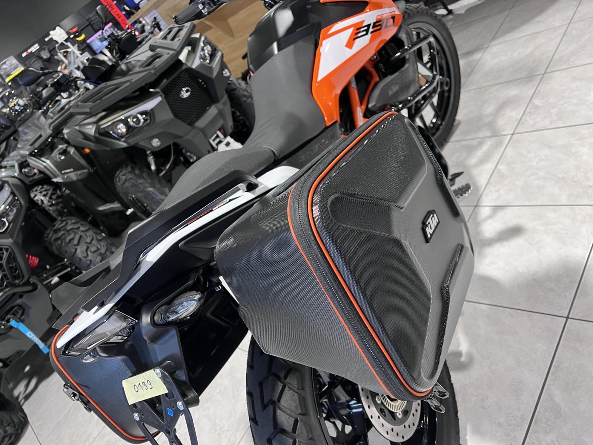 KTM 390 Duke (2024) - Foto 6