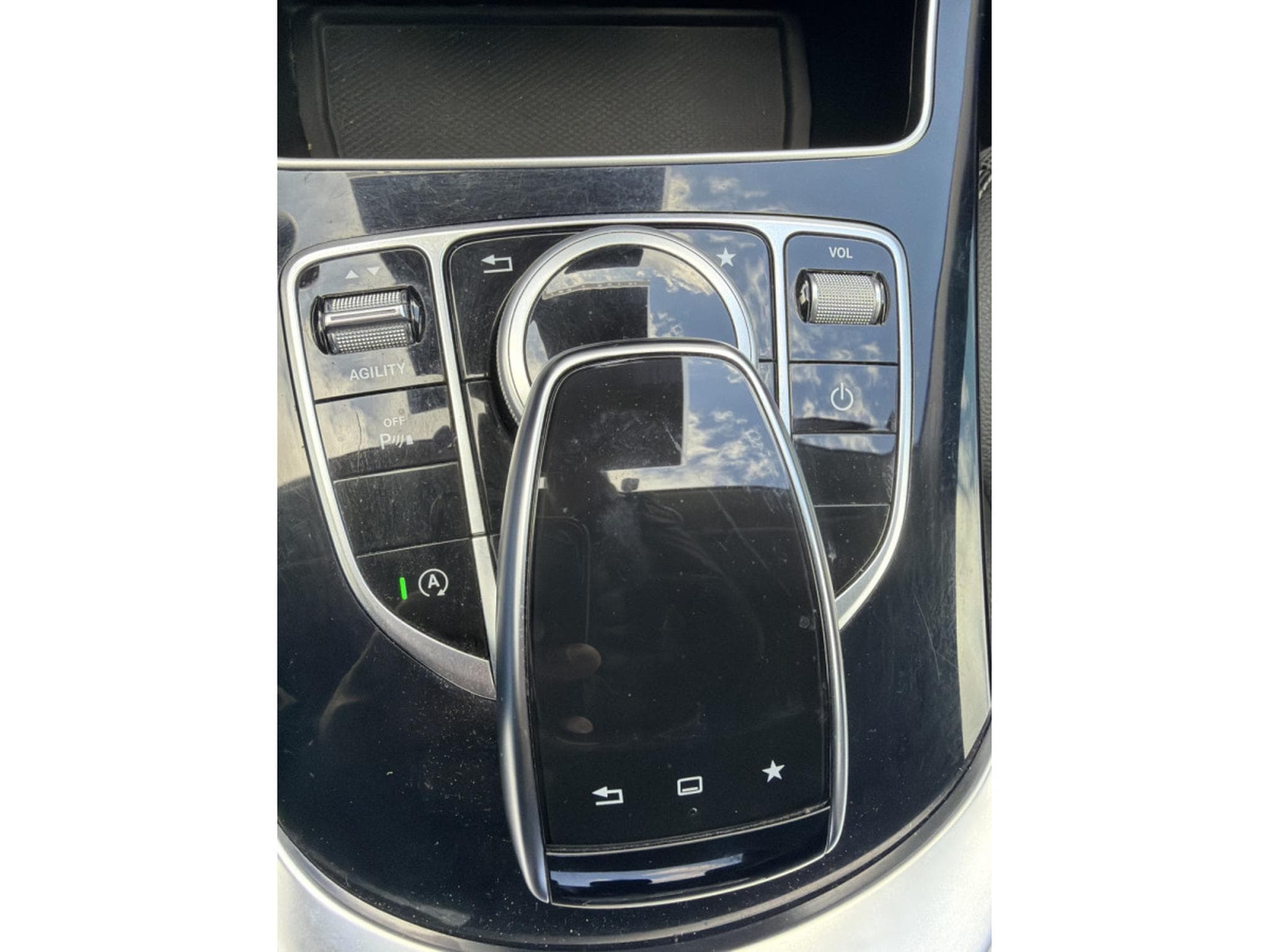 Mercedes C 200 CDI 136CV AUTO AVANTGARDE (2015) - Photo 17