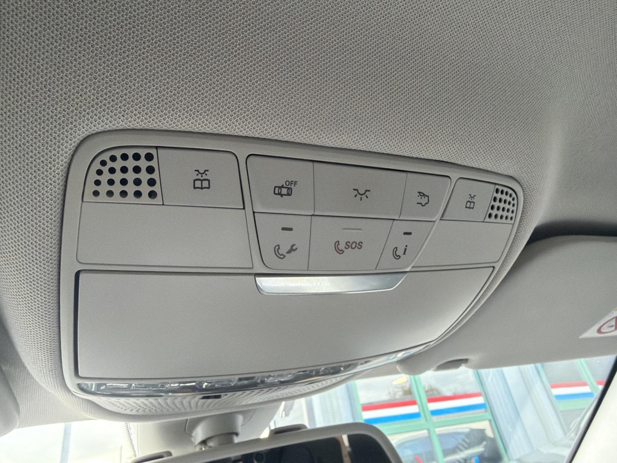 Mercedes C 200 CDI 136CV AUTO AVANTGARDE (2015) - Photo 19