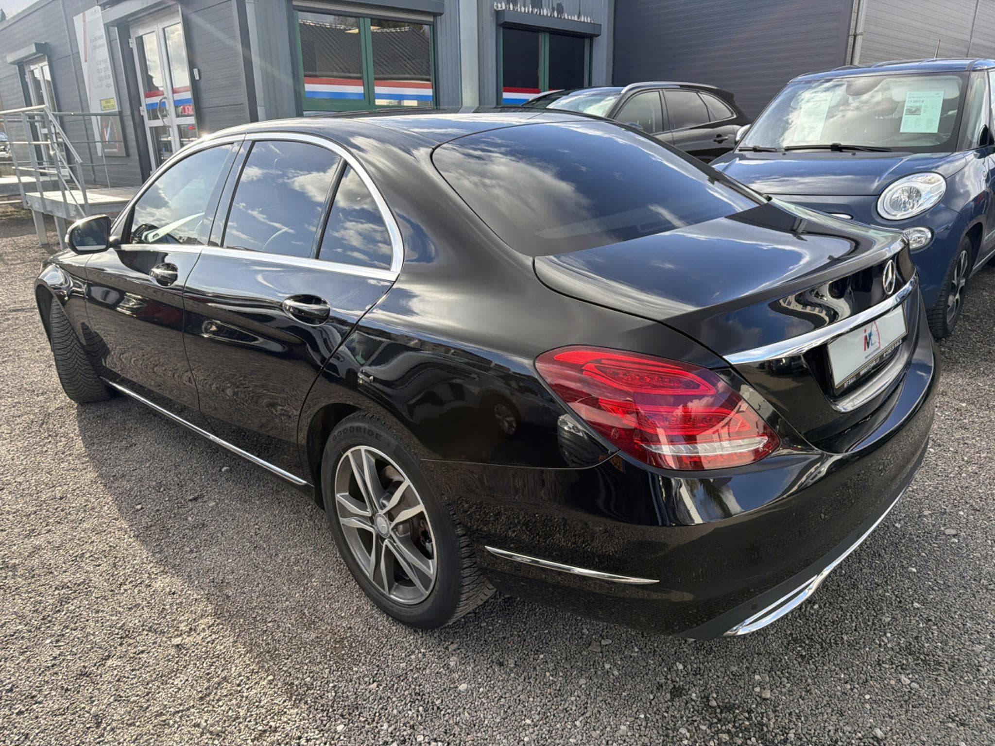 Mercedes C 200 CDI 136CV AUTO AVANTGARDE (2015) - Photo 5