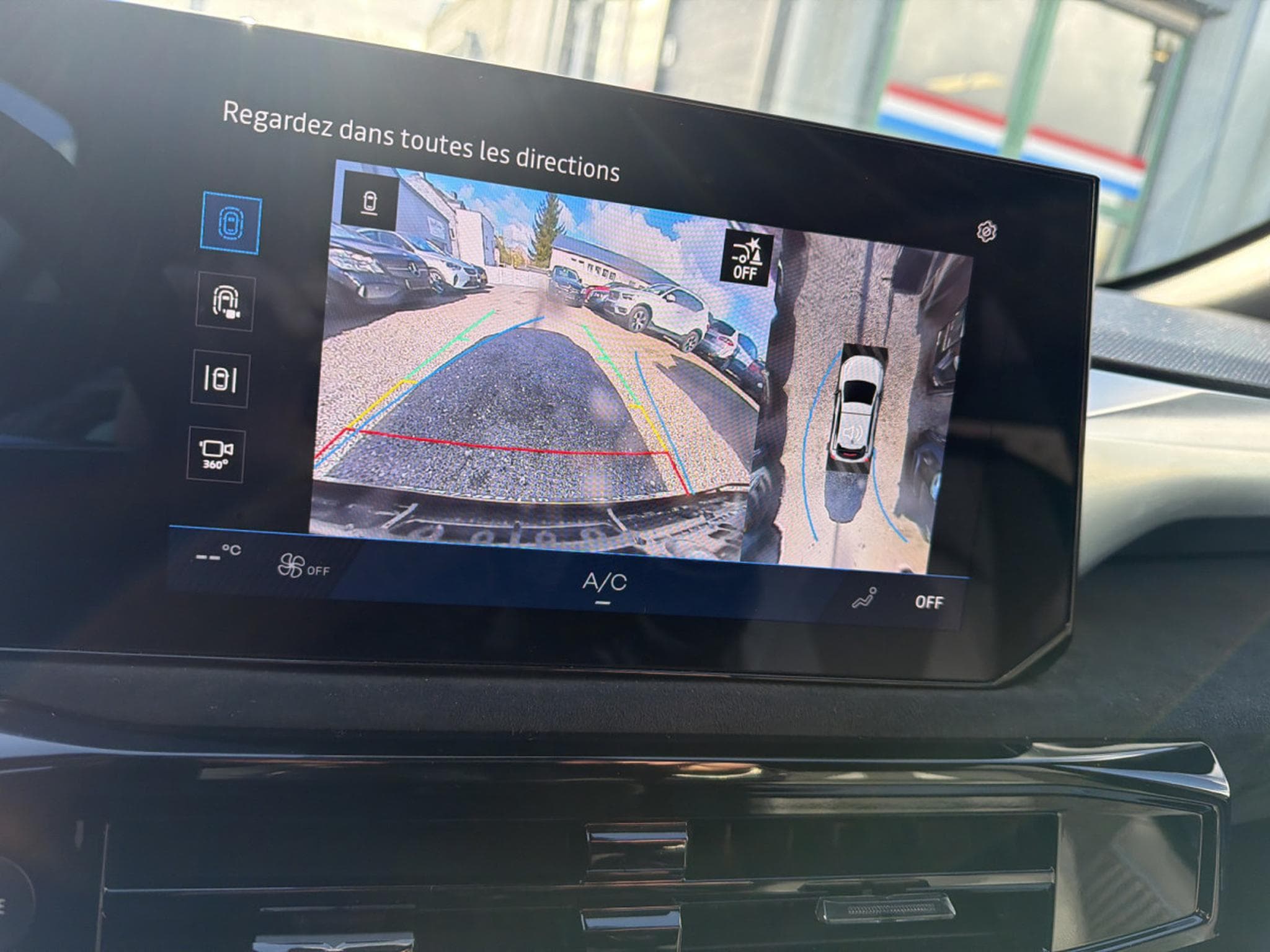 Renault Clio 1.8 TCE FULL HYBRID E-TECH 160 ESPRIT ALPINE (2026) - Photo 20