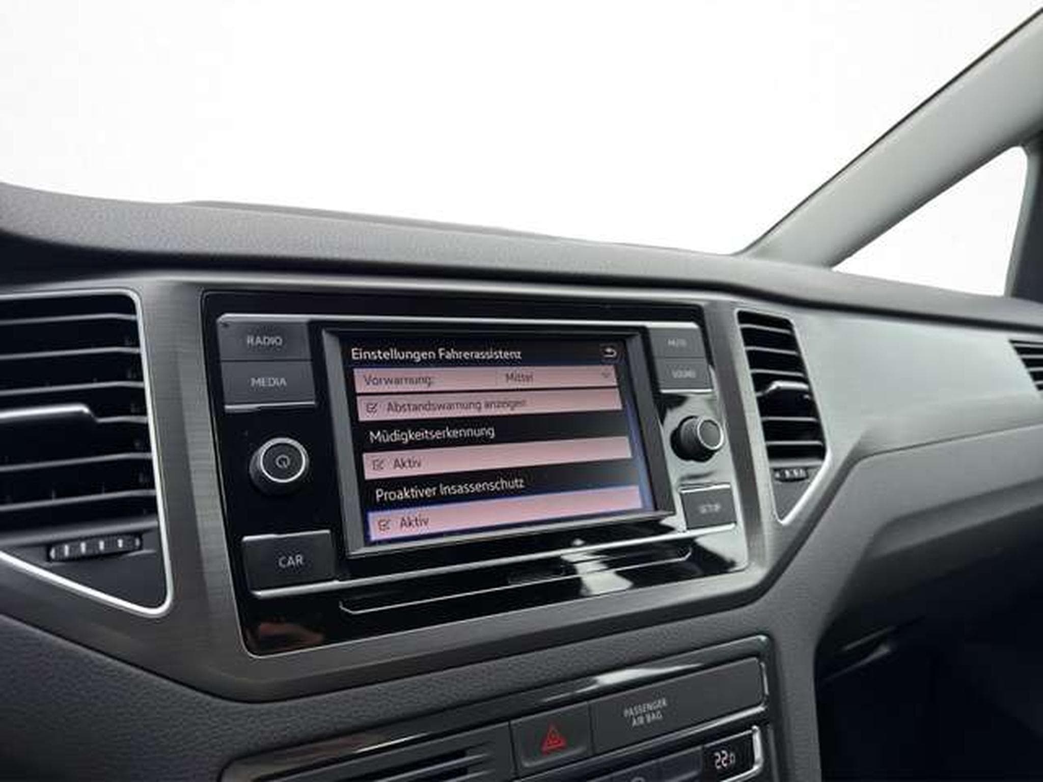 VW Golf Sportsvan Comfortline/PDC v+h,Kamera,1.Hand (2018) - Foto 22