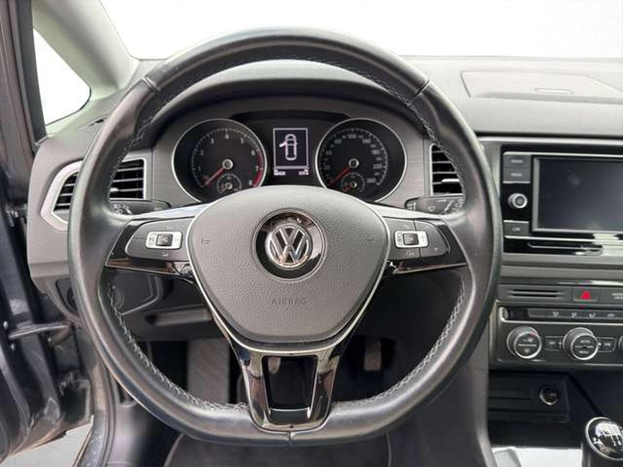 VW Golf Sportsvan Comfortline/PDC v+h,Kamera,1.Hand (2018) - Foto 9