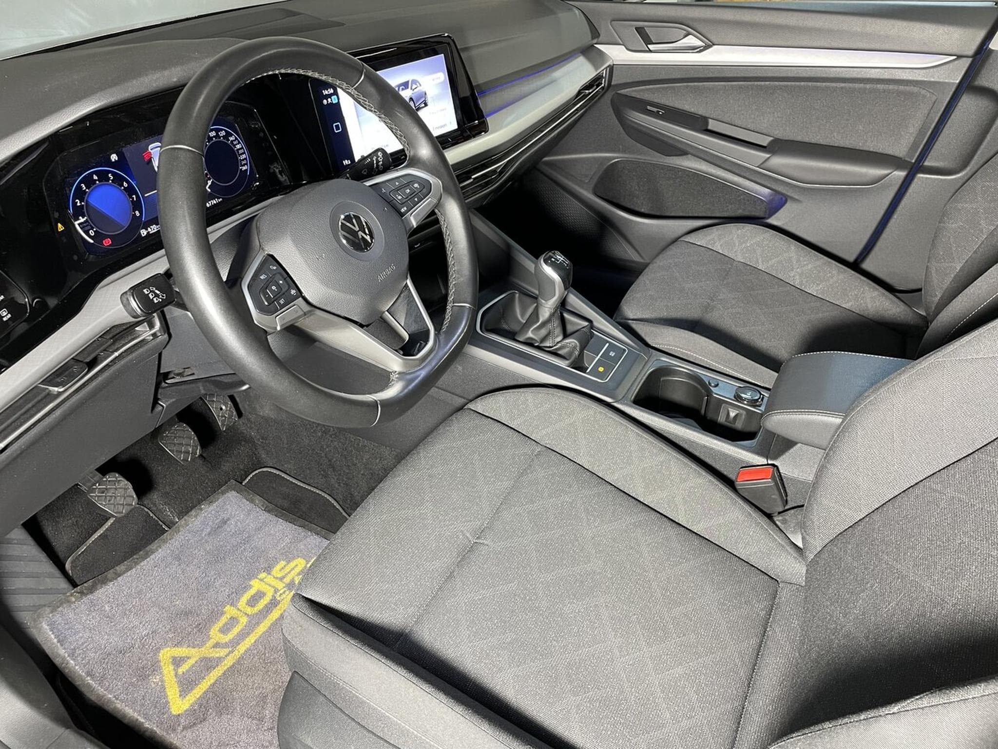 VW Golf VIII 1.0 TSI 110 LIFE GPS CARPLAY VIRTUAL COCKPIT (2022) - Photo 10