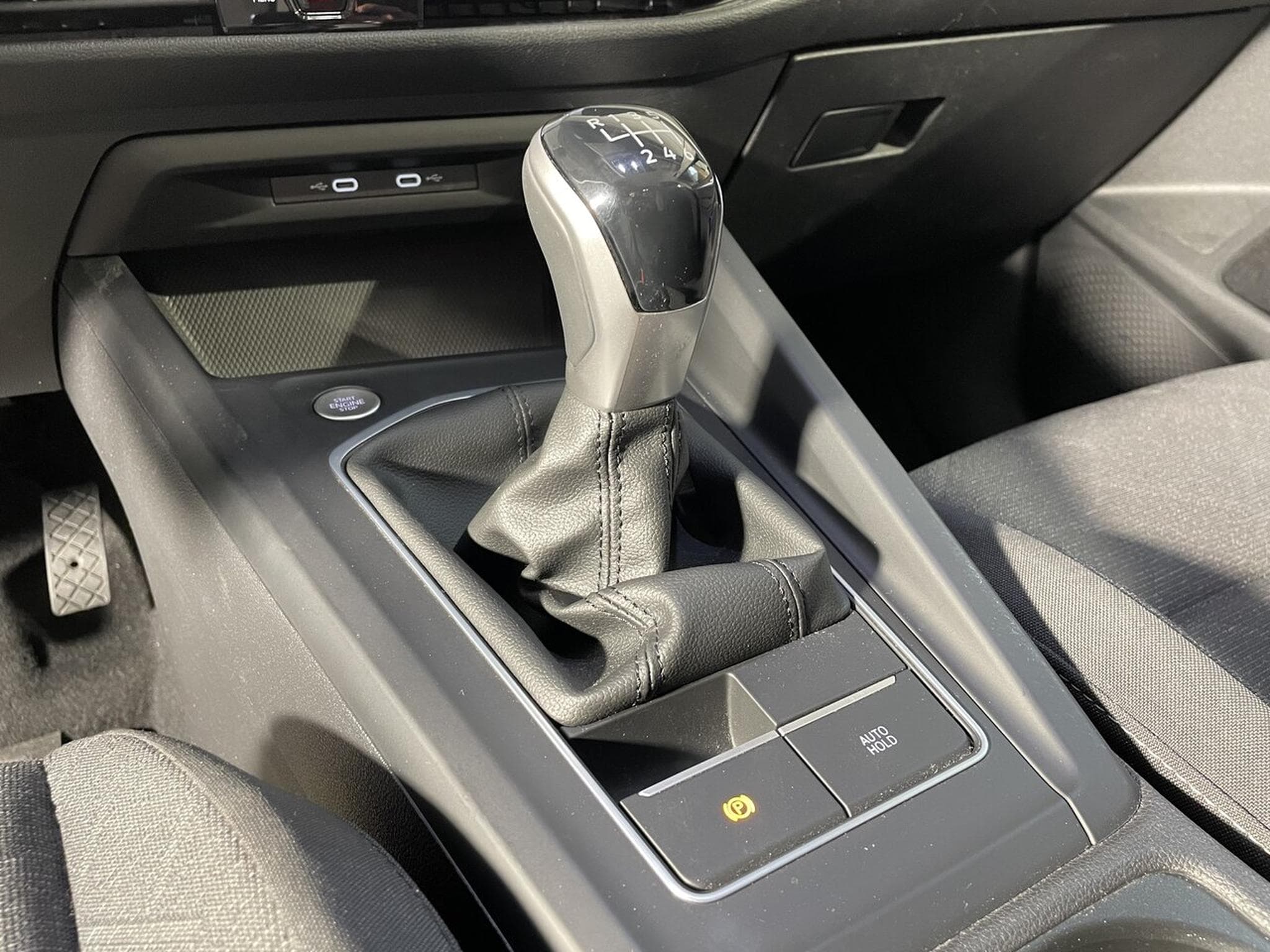 VW Golf VIII 1.0 TSI 110 LIFE GPS CARPLAY VIRTUAL COCKPIT (2022) - Photo 8