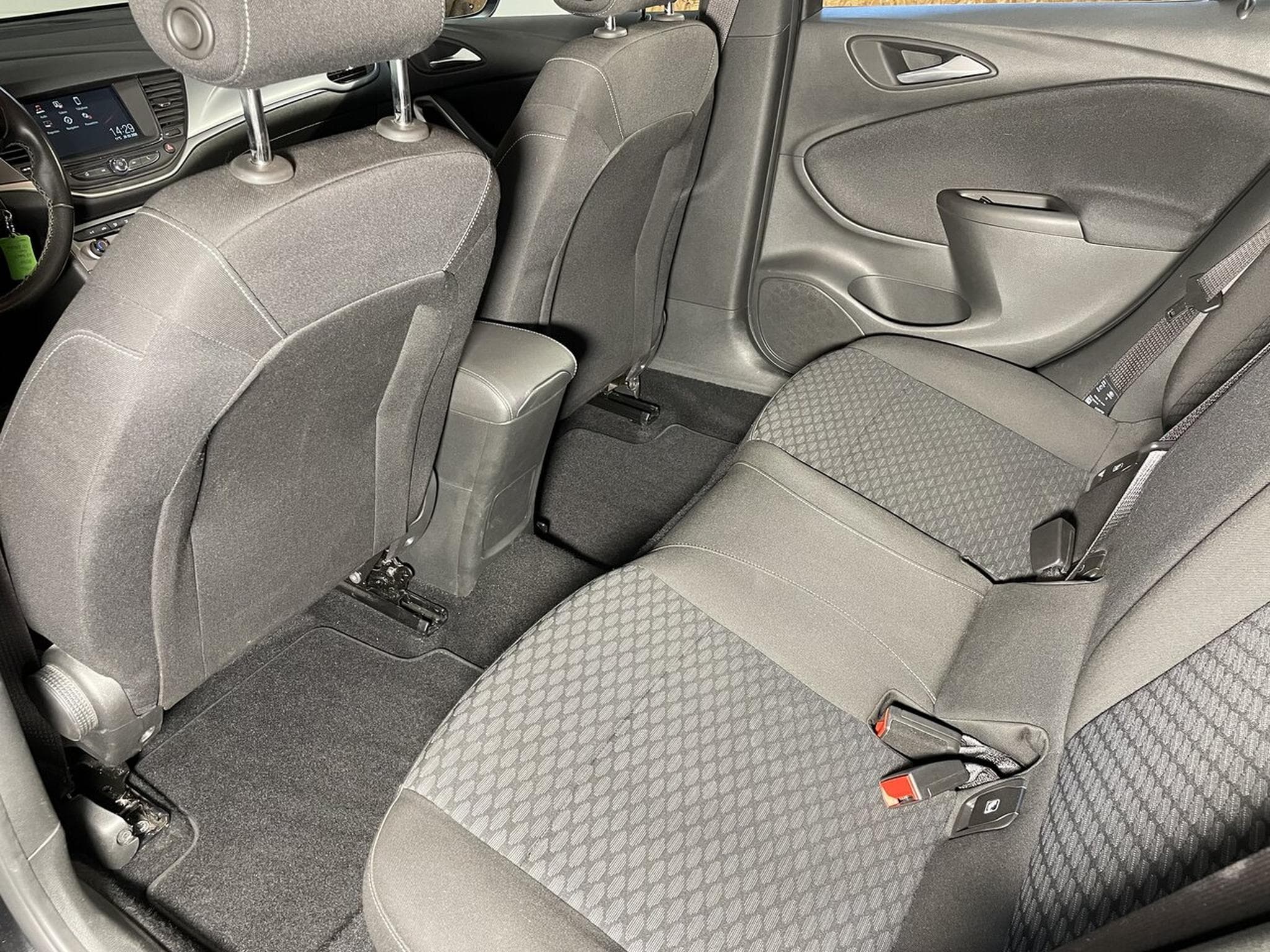 Opel Astra 1.5 D 105 CV EDITION GPS CARPLAY (2020) - Photo 12