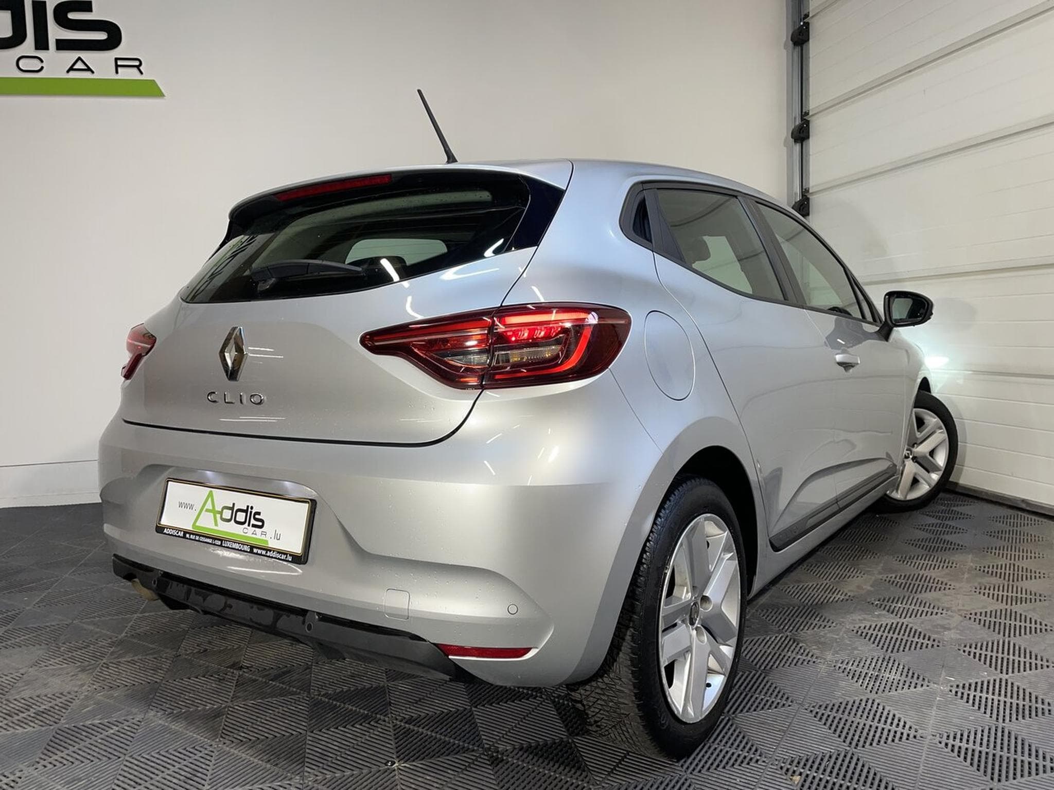 Renault Clio V 1.0 TCE 90 CORPORATE GPS CARPLAY (2021) - Photo 15