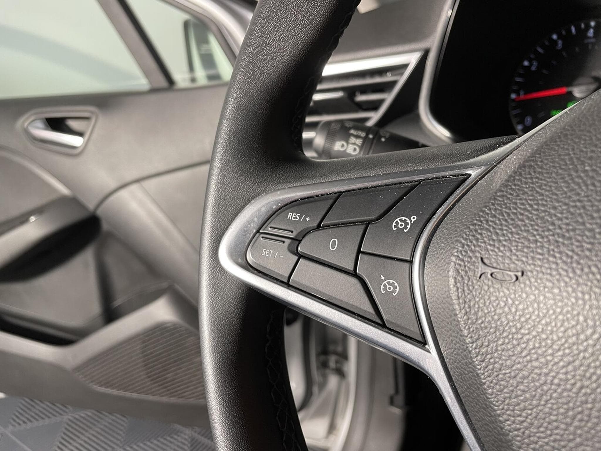 Renault Clio V 1.0 TCE 90 CORPORATE GPS CARPLAY (2021) - Photo 5