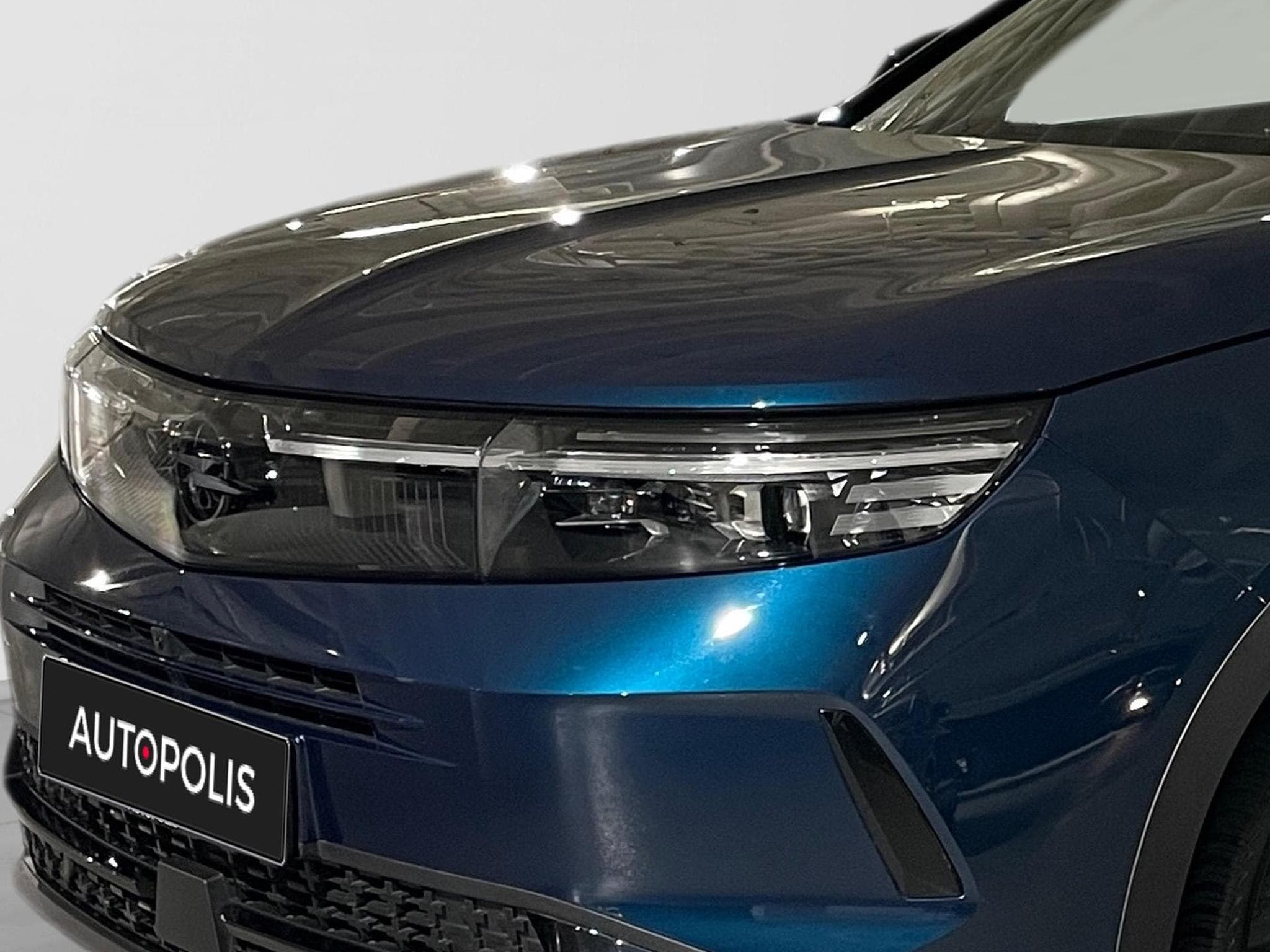 Opel Grandland 1.2 GS HYBRIDE (2025) - Photo 21