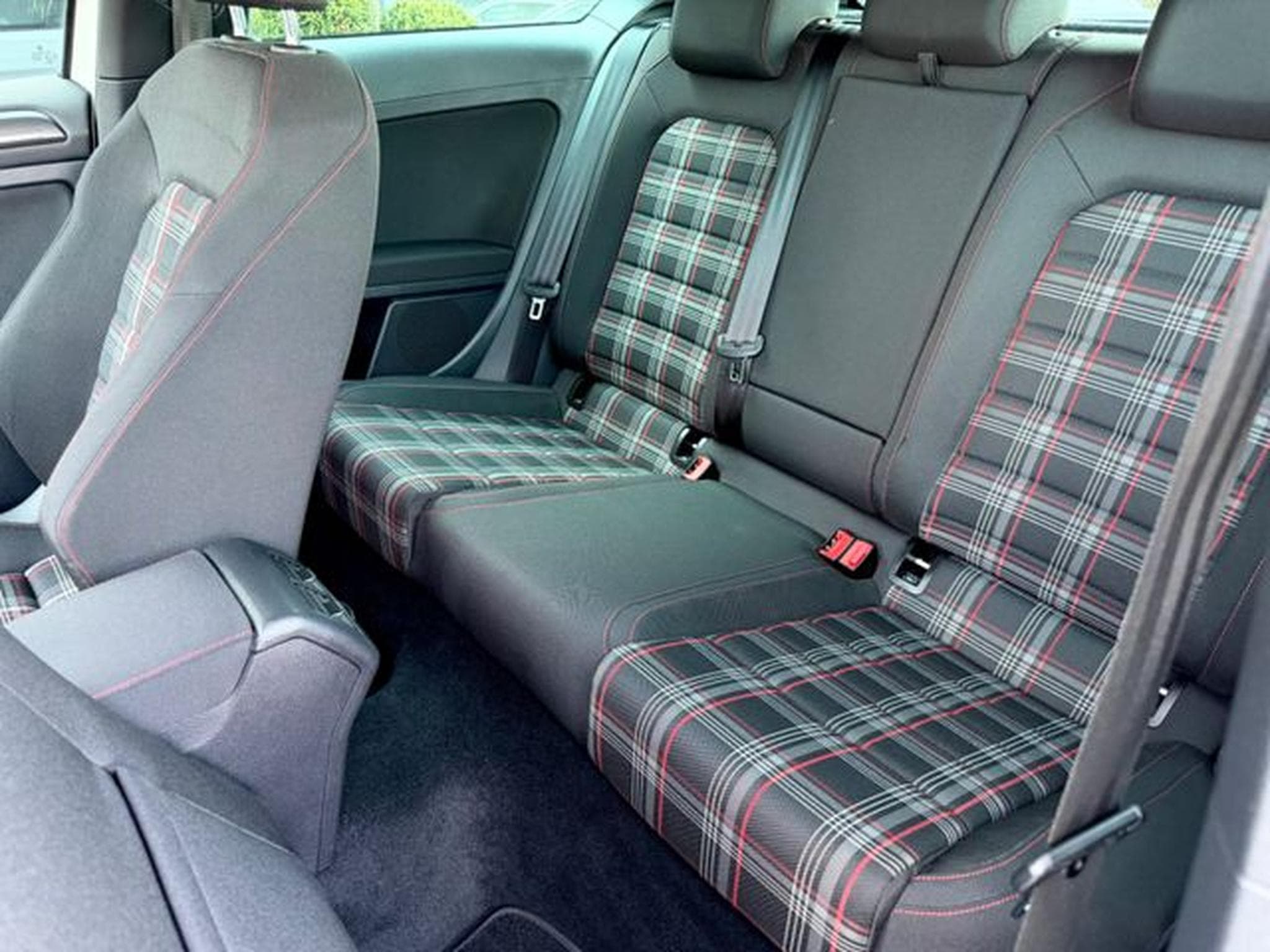 VW Golf Golf 7 GTI 2.0 TSI DSG // GARANTIE // (2017) - Foto 13