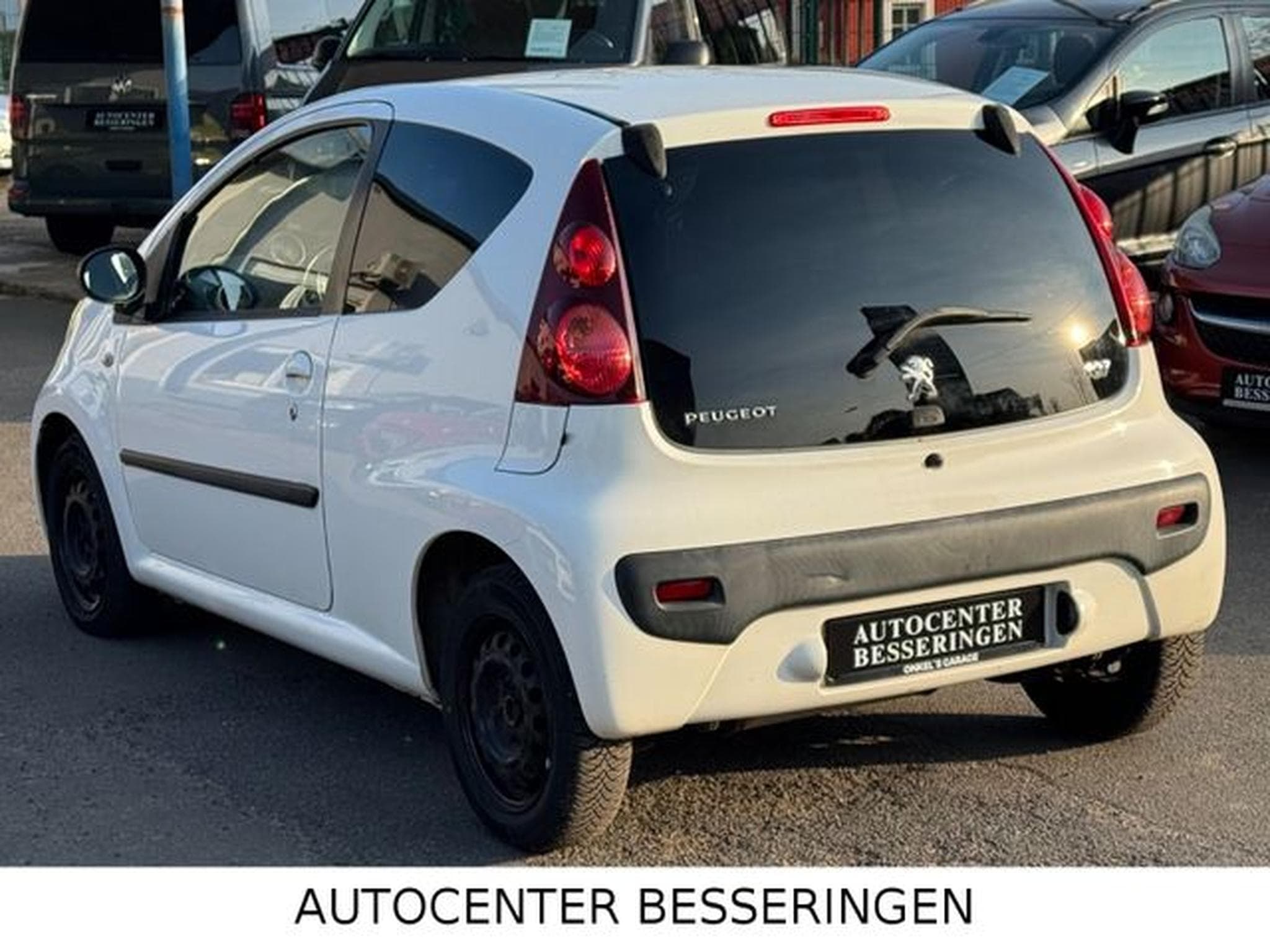 Peugeot 107 107 Active * AUTOMATIK * TÜV NEU * (2013) - Foto 4