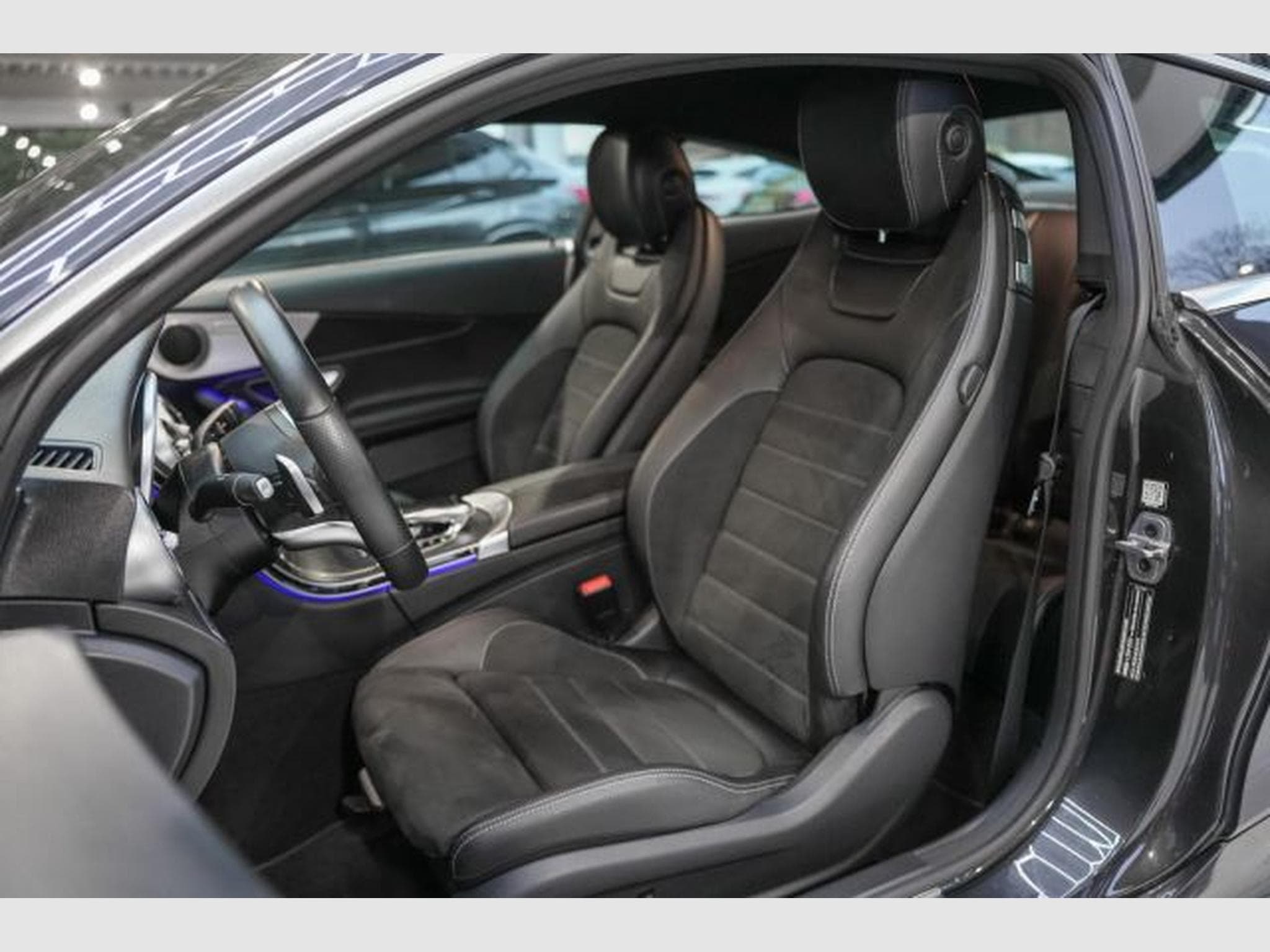 Mercedes C 220 C220d 9G troni 4Matic AMG-Line NAVI LED RFK 1.HD (2020) - Photo 12