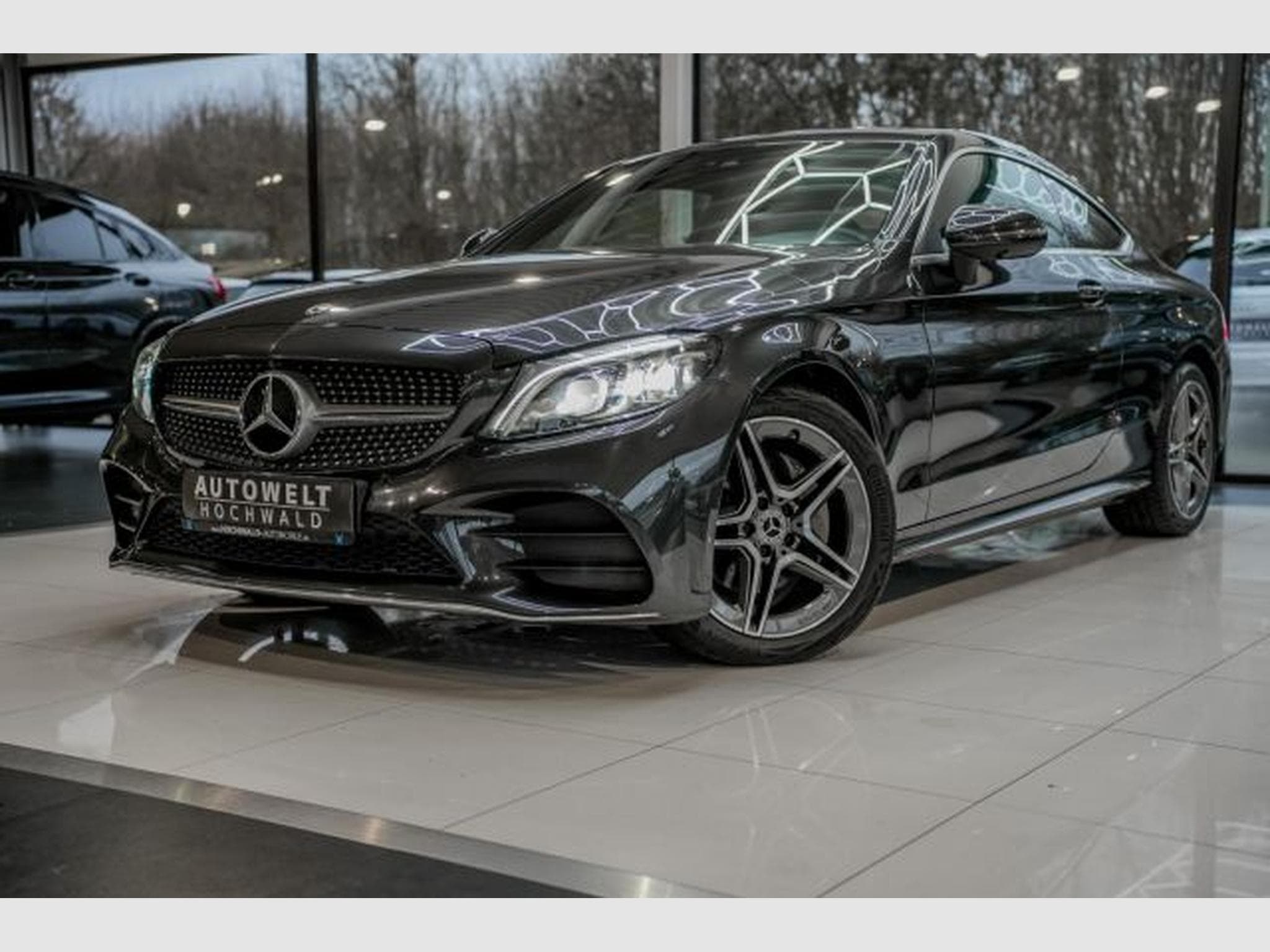 Mercedes C 220 C220d 9G troni 4Matic AMG-Line NAVI LED RFK 1.HD (2020) - Photo 2