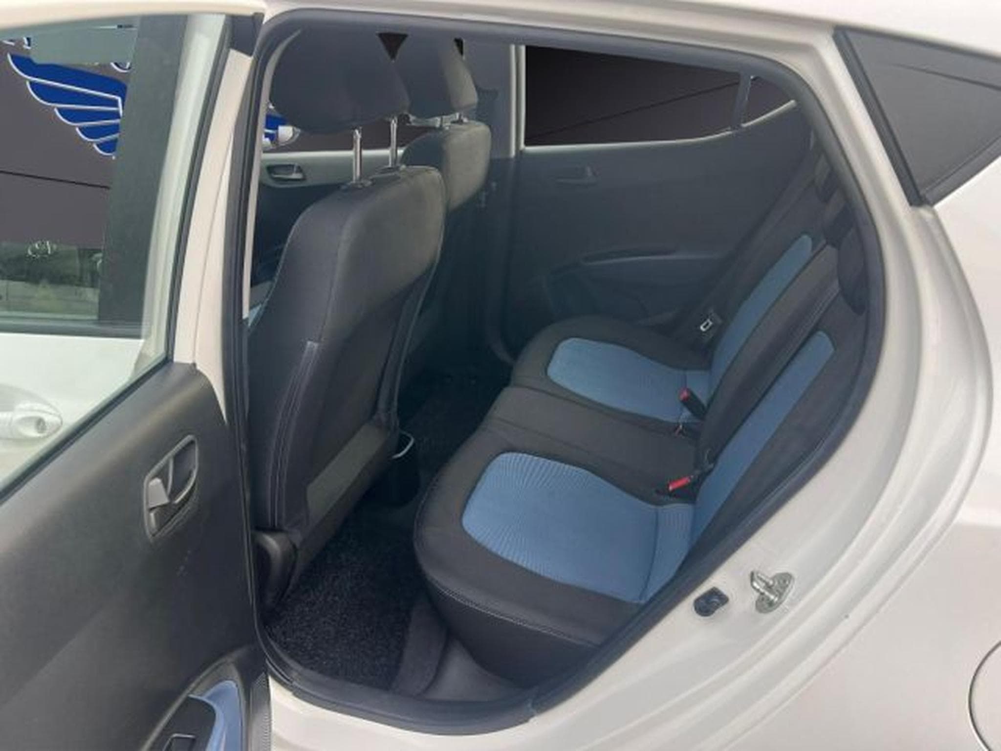 Hyundai i10 i10 Classic KLIMA,PDC,ESP,FENSTERELEK.,BT Klima (2014) - Photo 13