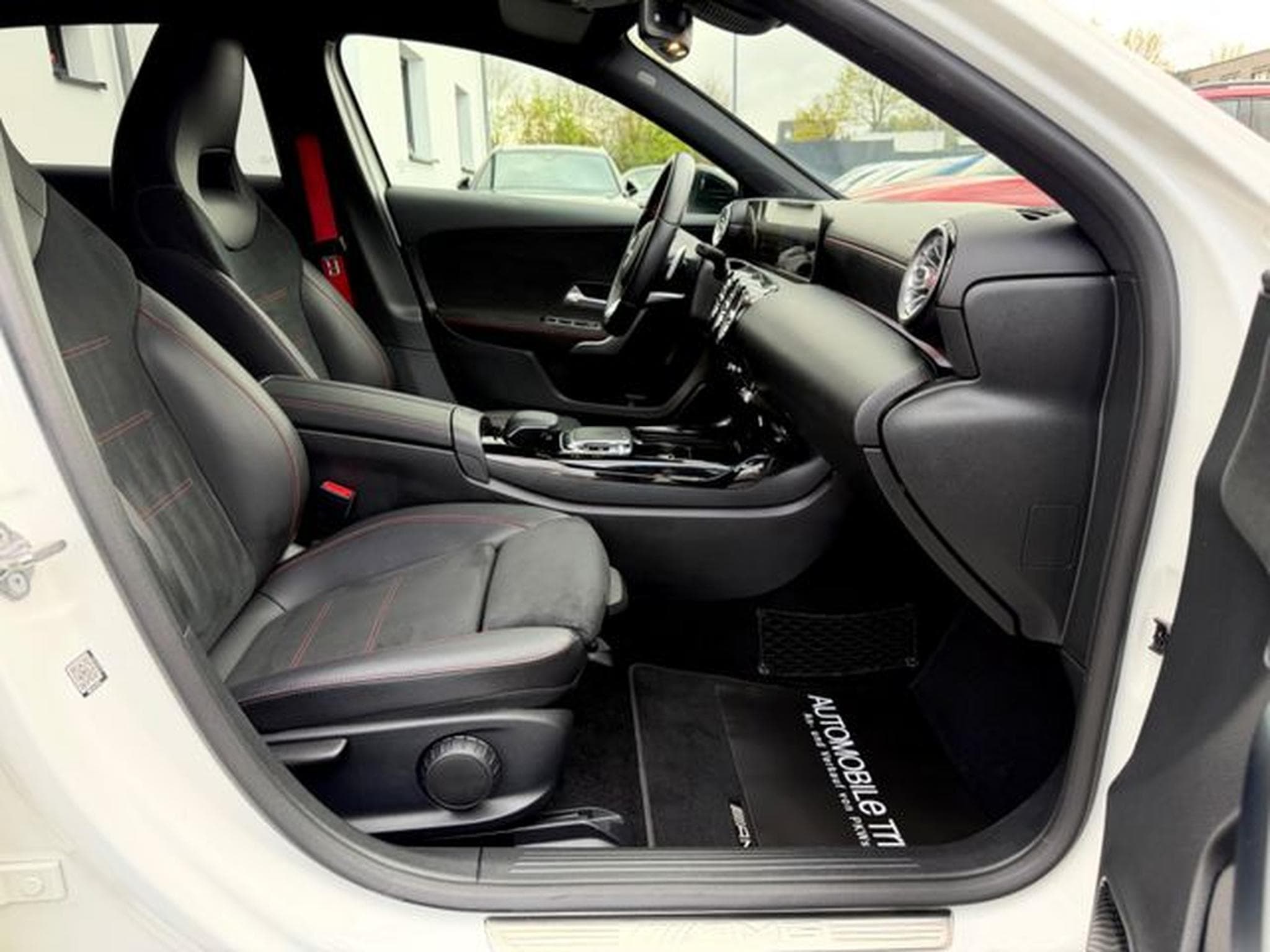 Mercedes A 35 AMG A 35 AMG 4Matic /NAVI/LED/CAM/GARANTIE/ (2019) - Foto 11