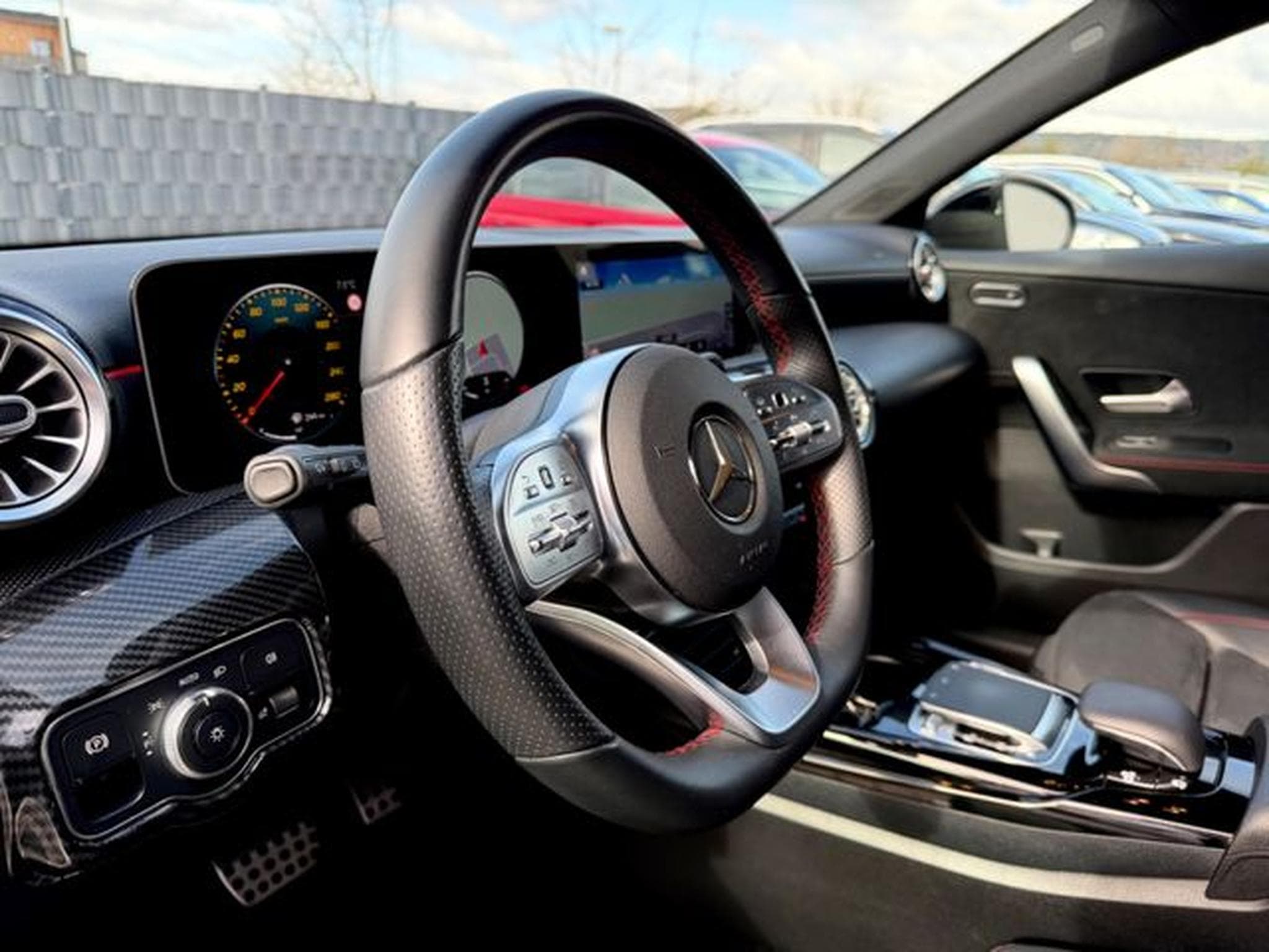 Mercedes A 35 AMG A 35 AMG 4Matic /NAVI/LED/CAM/GARANTIE/ (2019) - Foto 8