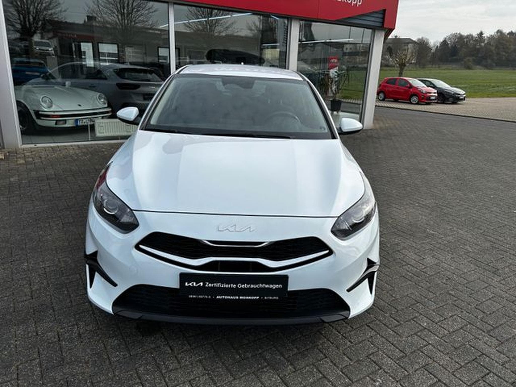Kia Ceed Ceed 1.5 T-GDI DCT Vision Komfort+ Navi Kamera (2024) - Photo 2