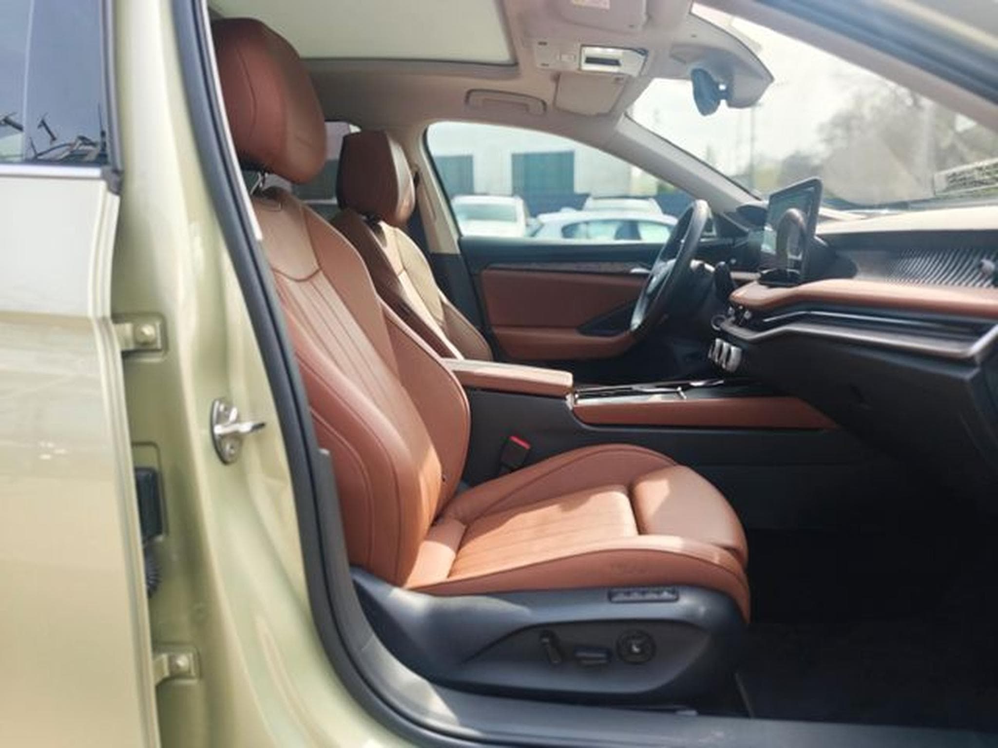 Skoda Superb SUPERB COMBI*4x4 L&amp;K*4X SCHIEBEDACH*SOUNDANLAGE* (2025) - Foto 14