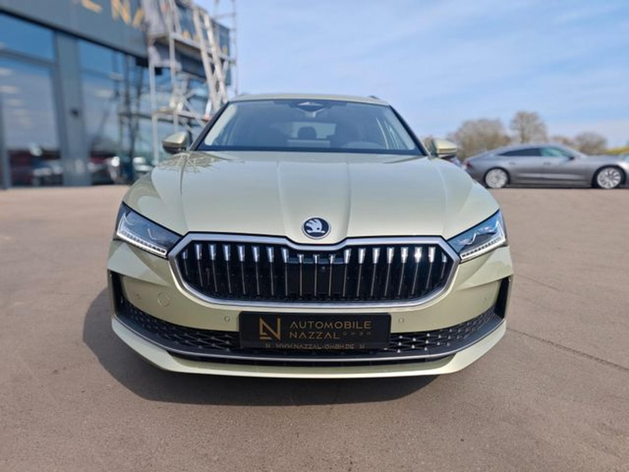 Skoda Superb SUPERB COMBI*4x4 L&amp;K*4X SCHIEBEDACH*SOUNDANLAGE* (2025) - Foto 3