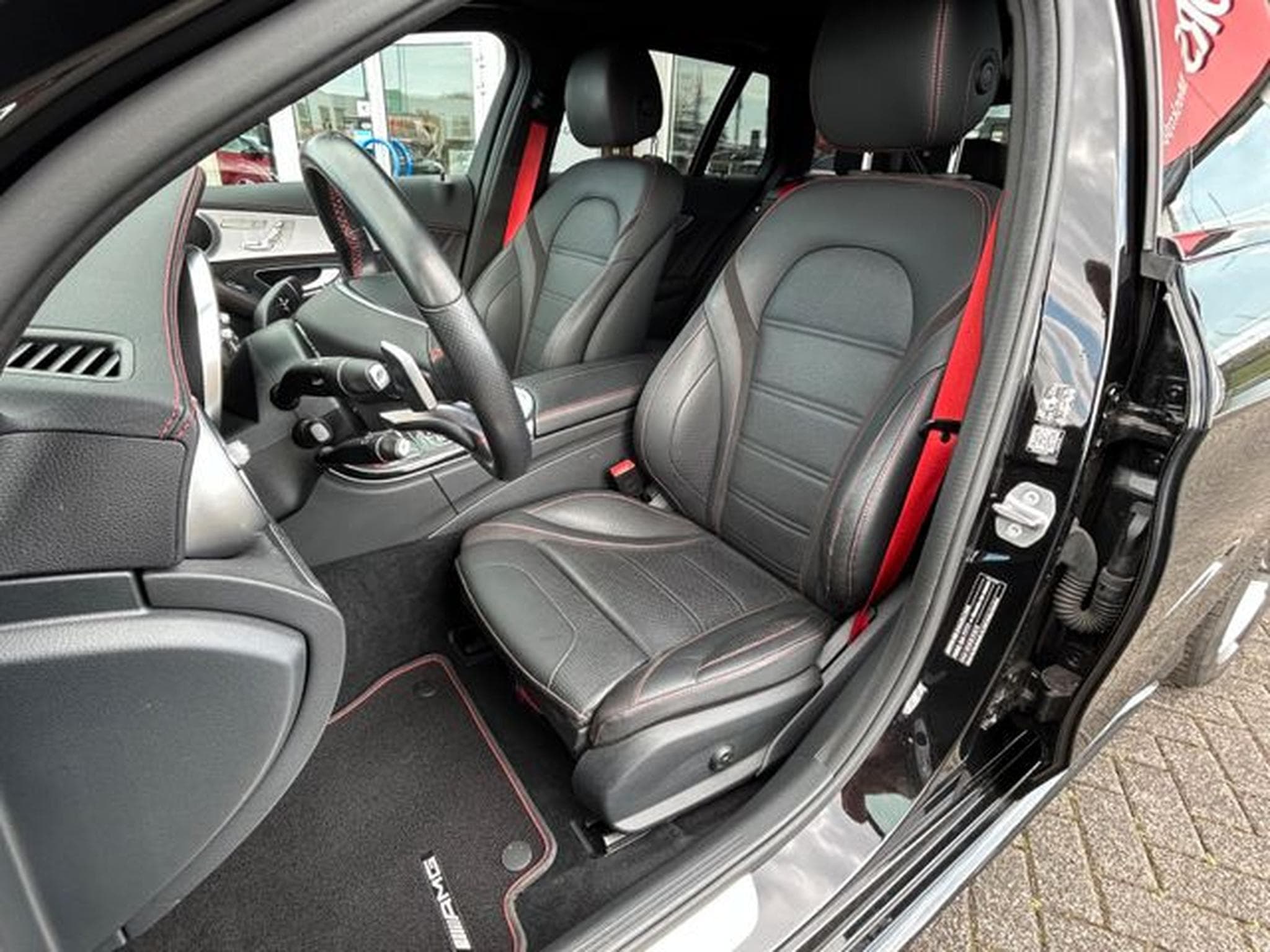 Mercedes C 43 AMG C 43 T AMG 4Matic Pano Navi Leder Kamera (2017) - Foto 10