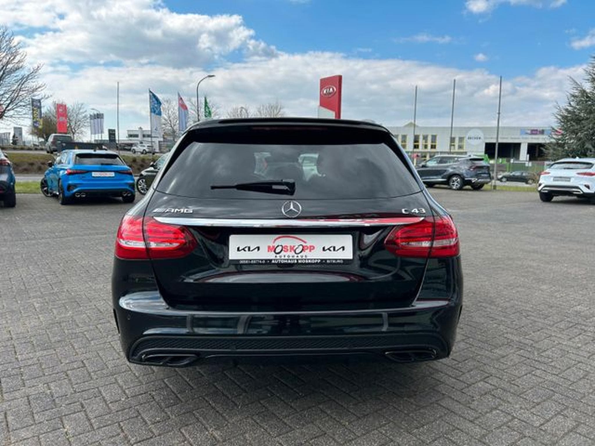 Mercedes C 43 AMG C 43 T AMG 4Matic Pano Navi Leder Kamera (2017) - Foto 6