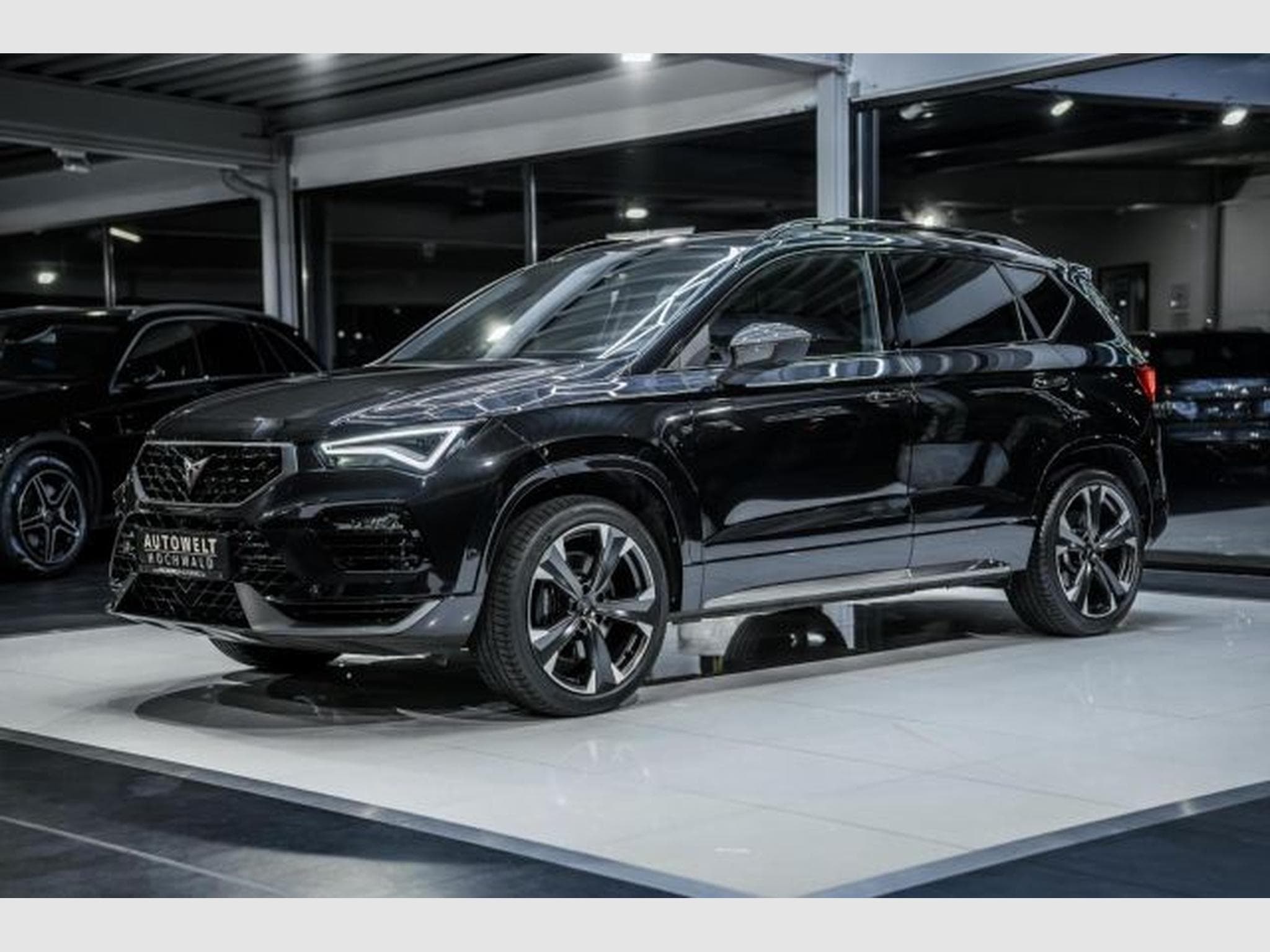 Cupra Ateca Ateca VZ 2.0 TSI DSG 4Drive Akrapovic NP: 58Tsd (2023) - Foto 4