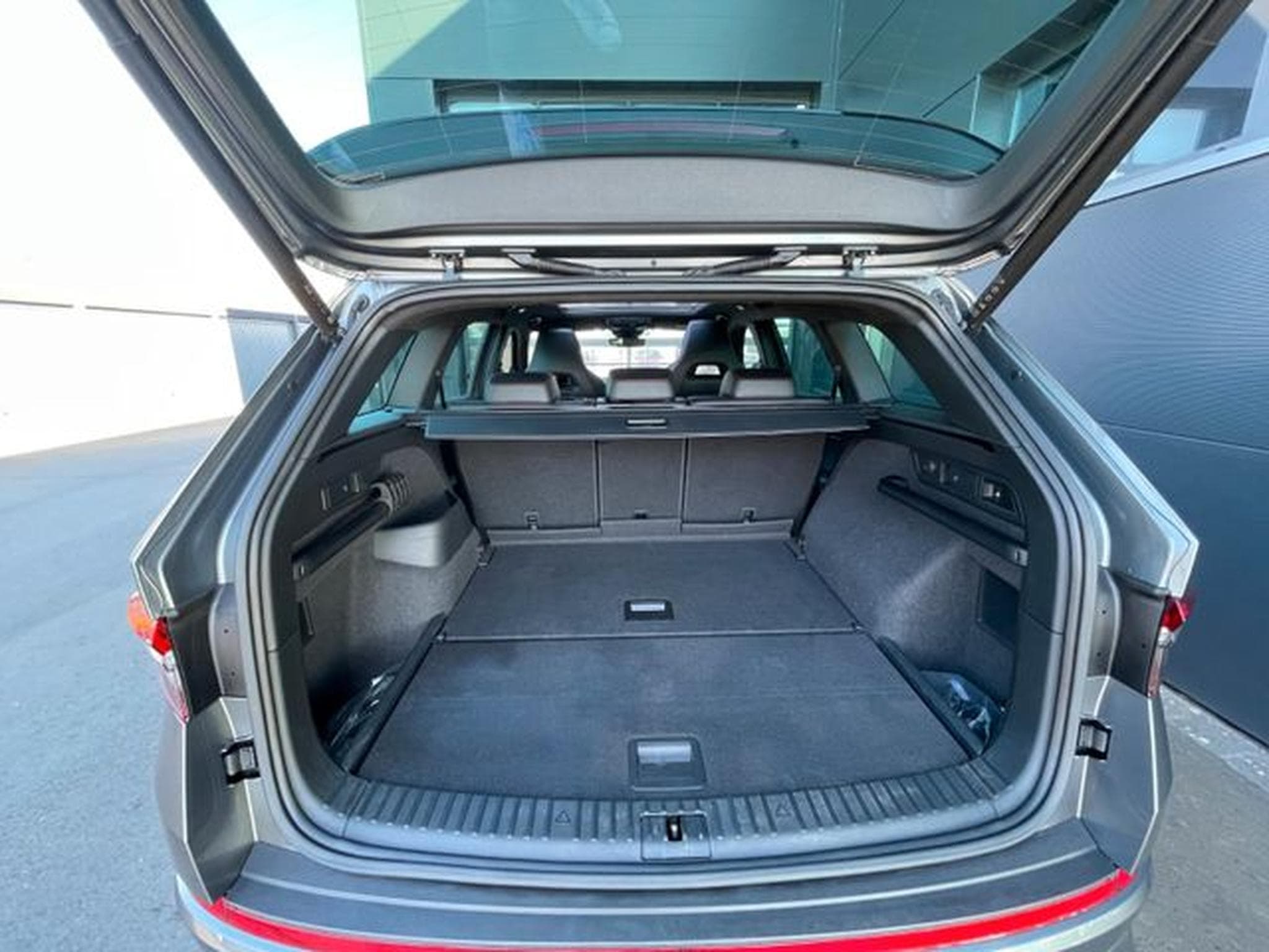 Skoda Kodiaq Kodiaq RS 4x4 Vollleder AHK Standhz Pano 360°DCC (2022) - Foto 14