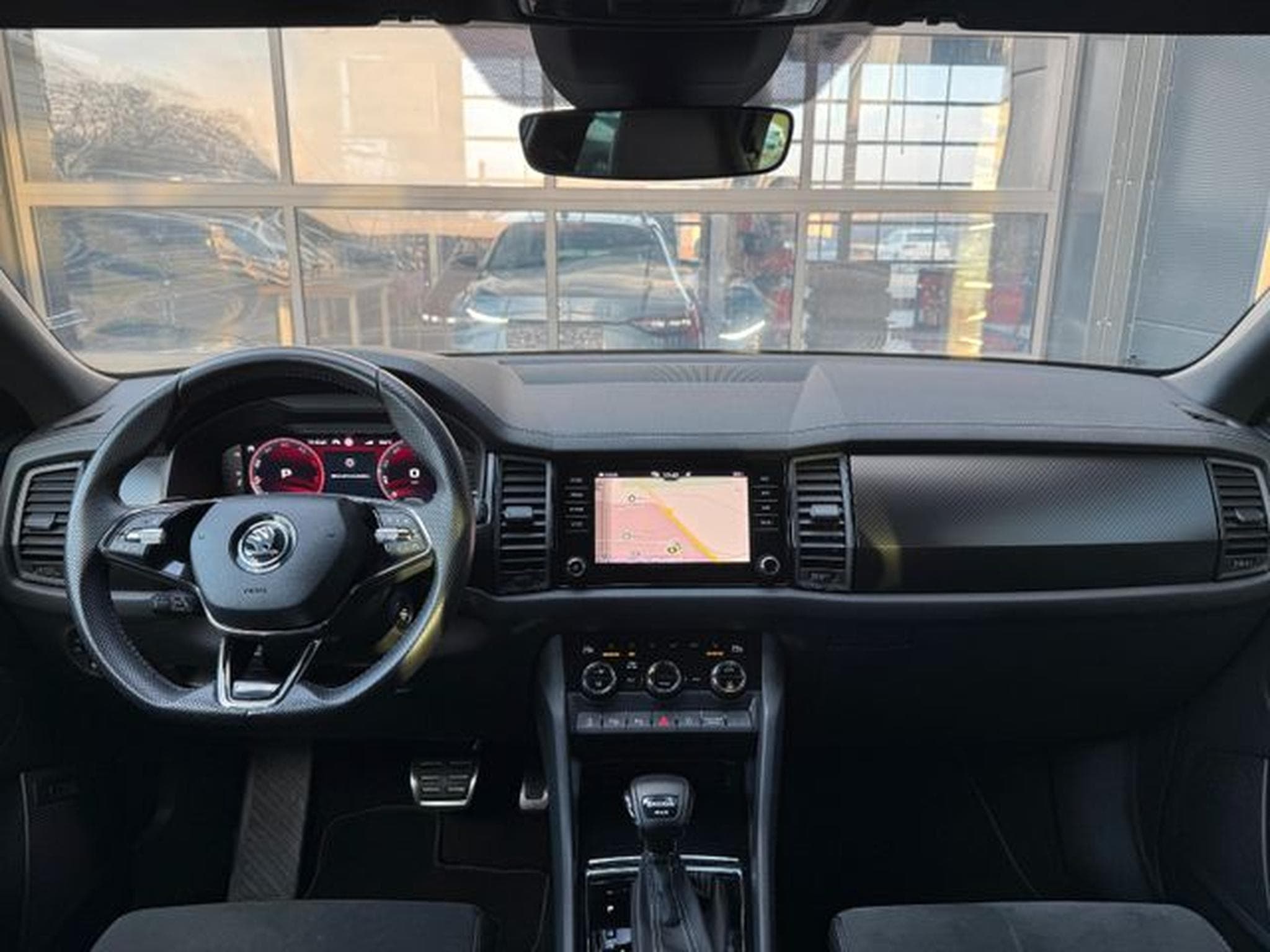 Skoda Kodiaq Kodiaq 2,0TDi Sportline 4x4 AHK Matrix Memo Key (2023) - Foto 15